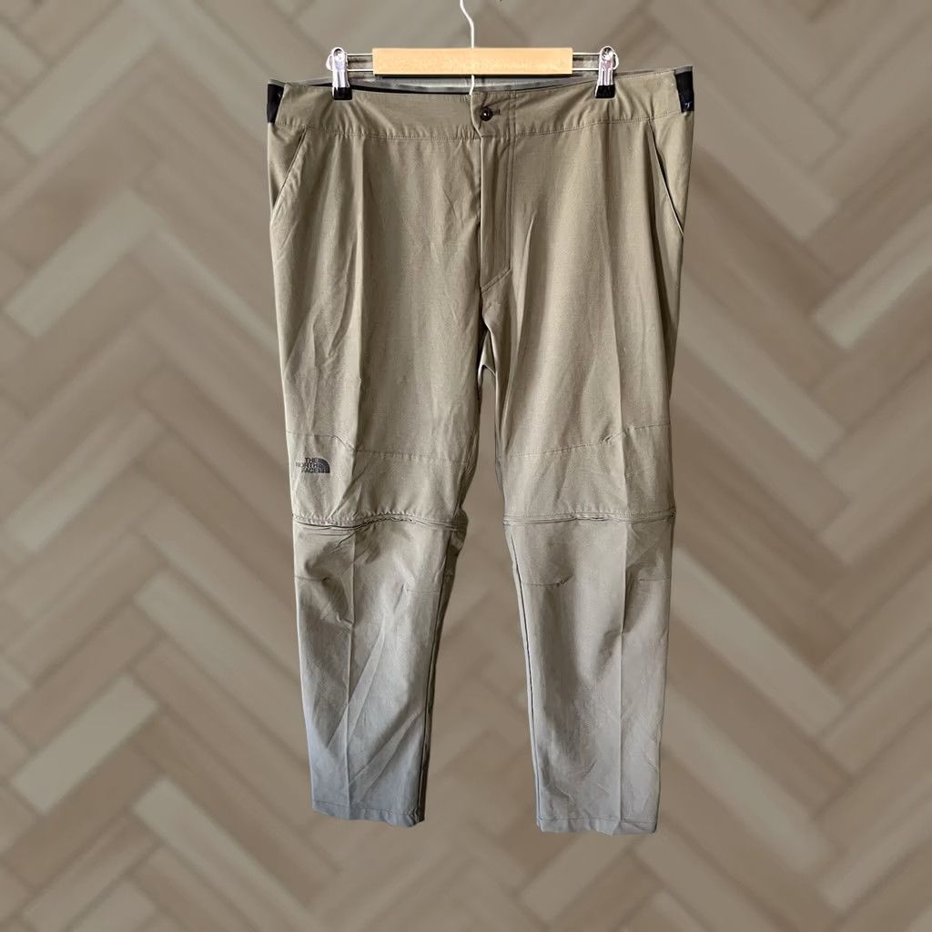 The North Face The North Face Mens Pants Green Nylon Convertible 40 Outdoor Hiking Chino Regular 31in Inseam Mens Size US 40 / EU 56 - 1 Thumbnail
