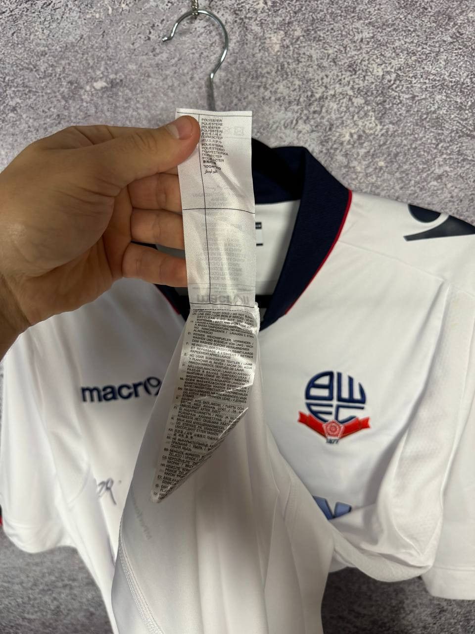Macron × Vintage Vintage Bolton Wanderers 2016/17 Macron Soccer Jersey Size US XL / EU 56 / 4 - 14 Thumbnail