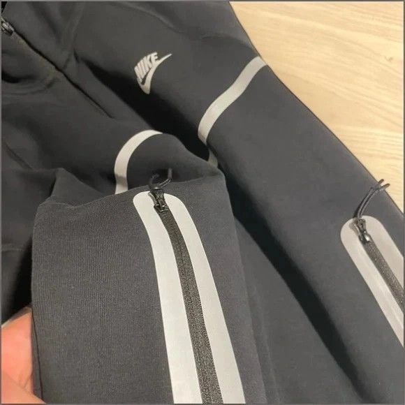 Nike Nike Tech Fleece Zip Hoodie & Joggers Reflective Set Size US M / EU 48-50 / 2 - 9 Thumbnail