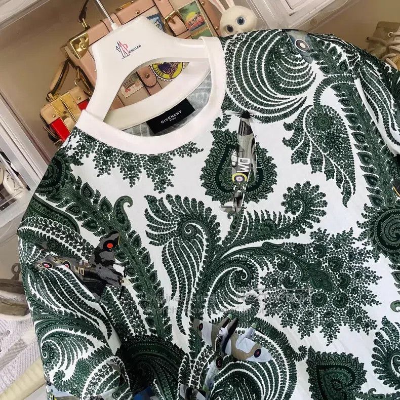 Givenchy Cashew Flower Short Sleeve T-Shirt