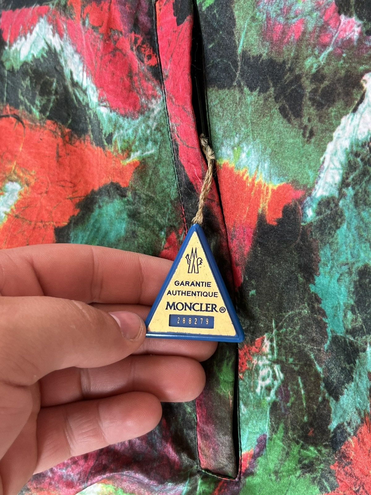 Moncler Vintage Luxury Puffer Grenoble Moncler MADE IN FRANCE 🇫🇷 Size US M / EU 48-50 / 2 - 6 Thumbnail