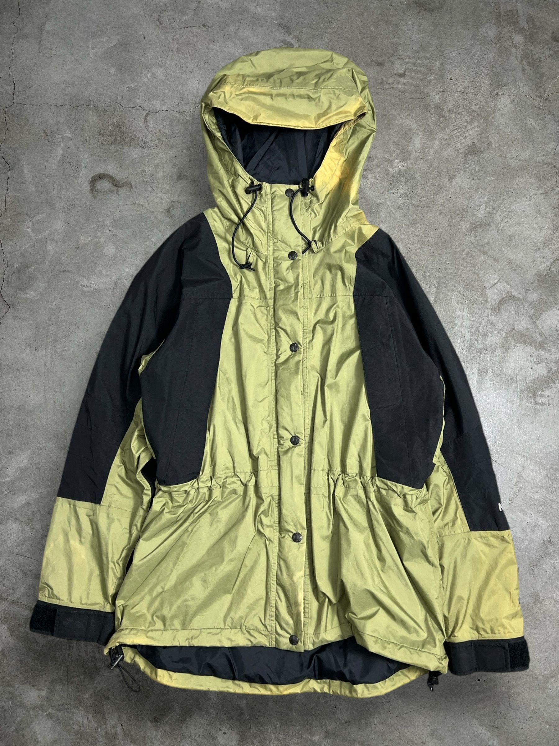 Goretex × The North Face The North Face Gore-Tex Women Nylon Jacket (M) JK476 Size M / US 6-8 / IT 42-44 - 2 Thumbnail