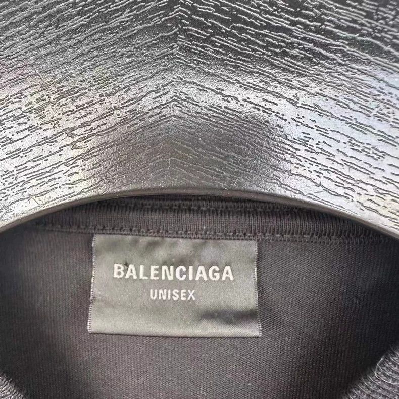 Balenciaga Balenciaga Bitcoin short sleeves 2503-Nextarrow Size US S / EU 44-46 / 1 - 3 Thumbnail