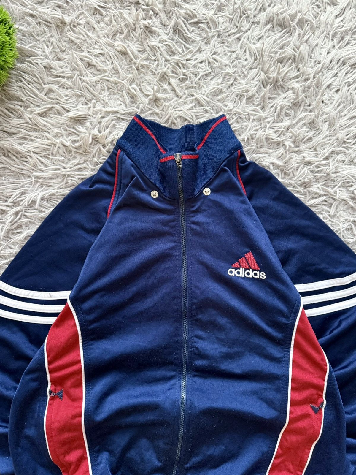 Adidas 00s Adidas Light Jacket Streetwear Vintage Big Logo Rare Size US L / EU 52-54 / 3 - 15 Thumbnail
