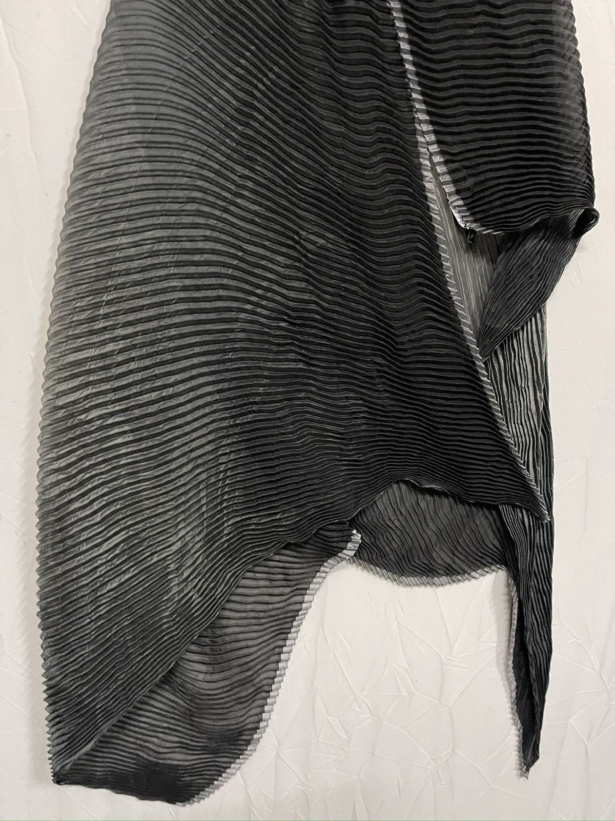 Emporio Armani EMPORIO ARMANI Pleated Stole Scarf Size ONE SIZE - 3 Thumbnail