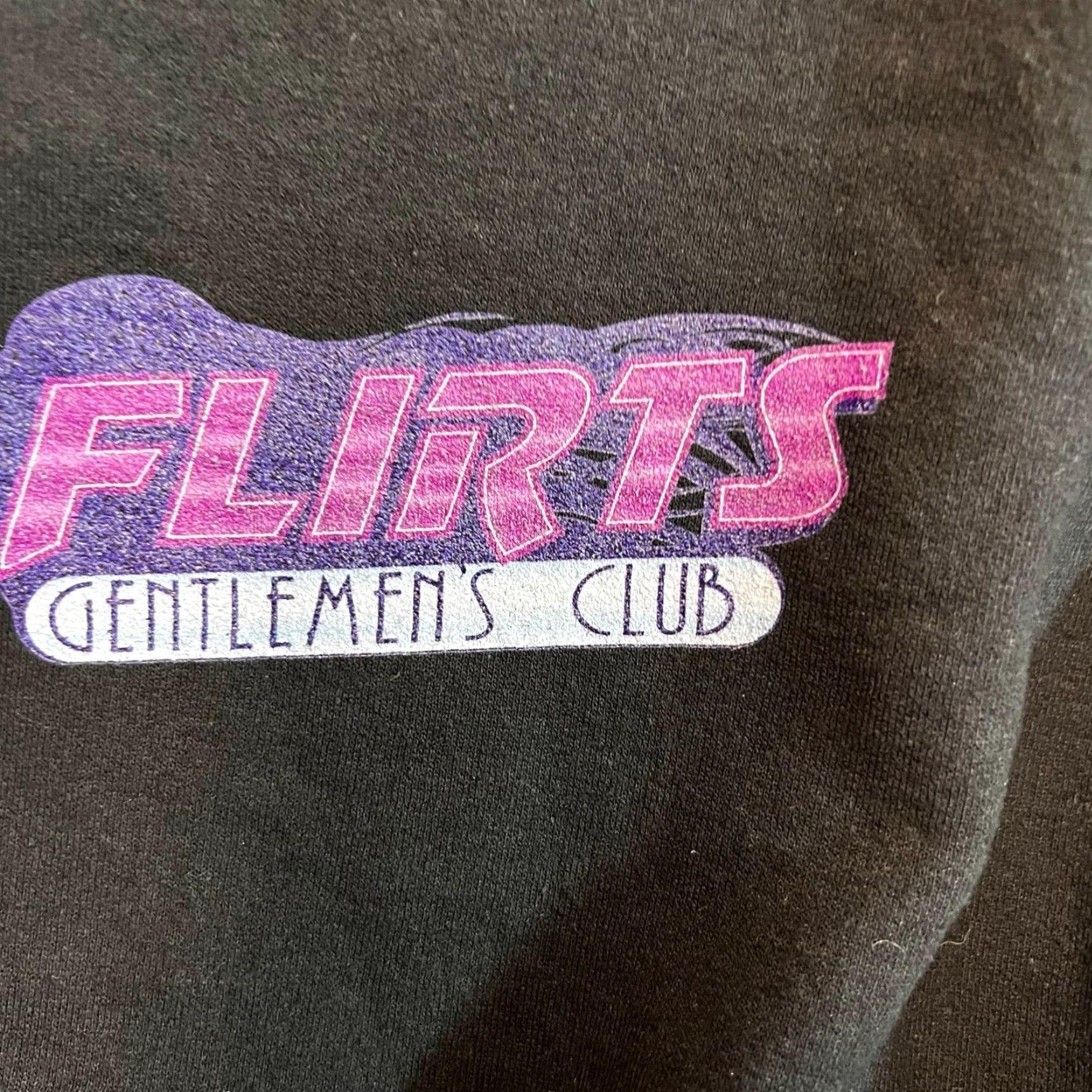 Gildan VINTAGE Flirts Gentleman's Club Hoodie Mens 2XL Black Gildan Pullover Hoodie (Adult) Black Graphic Print Men 2XL Size US XXL / EU 58 / 5 - 5 Thumbnail