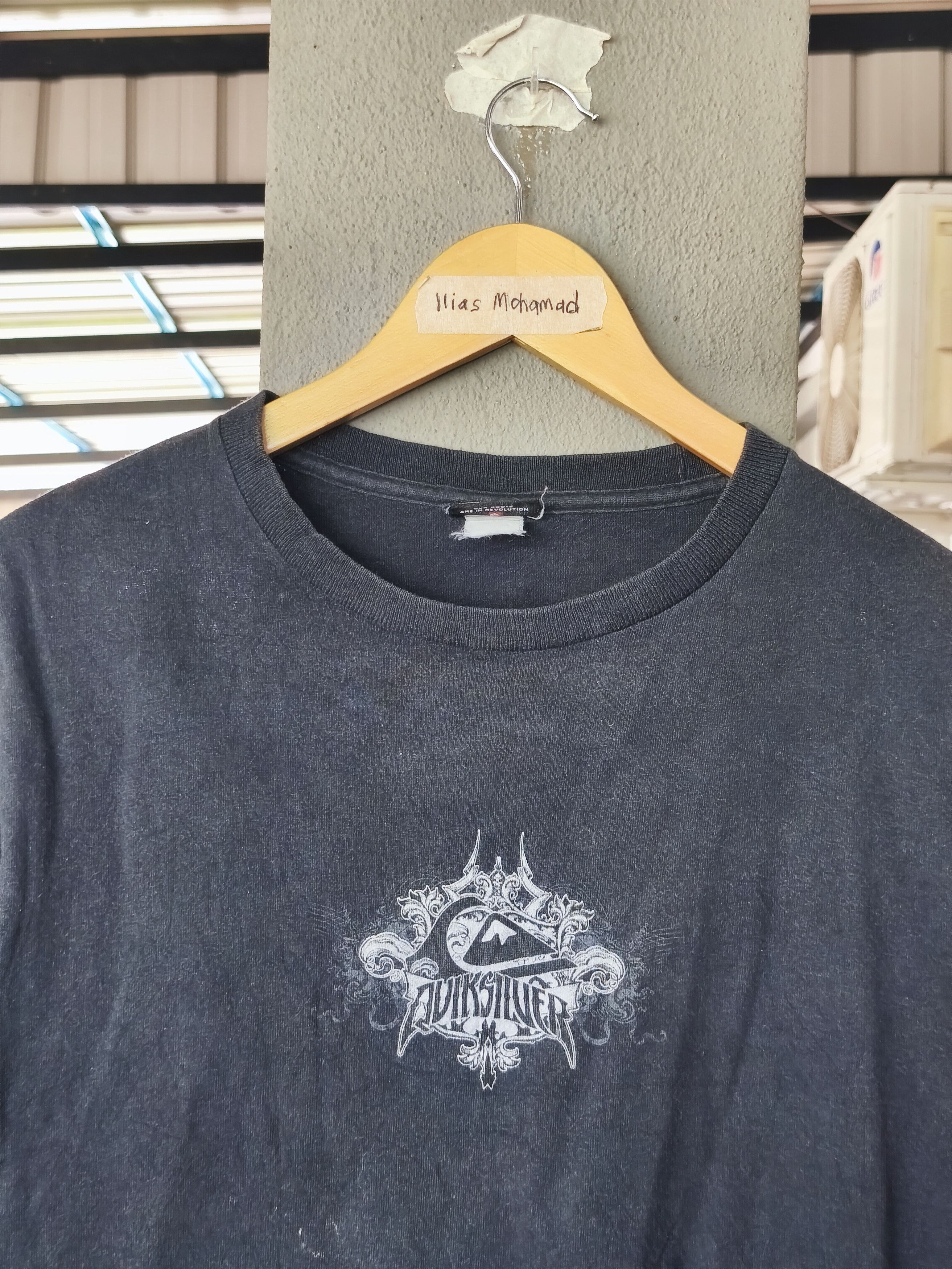 Quiksilver Vintage Y2K Quiksilver Tribal Crest Big Back Hit Faded 21x28 Size US M / EU 48-50 / 2 - 2 Thumbnail