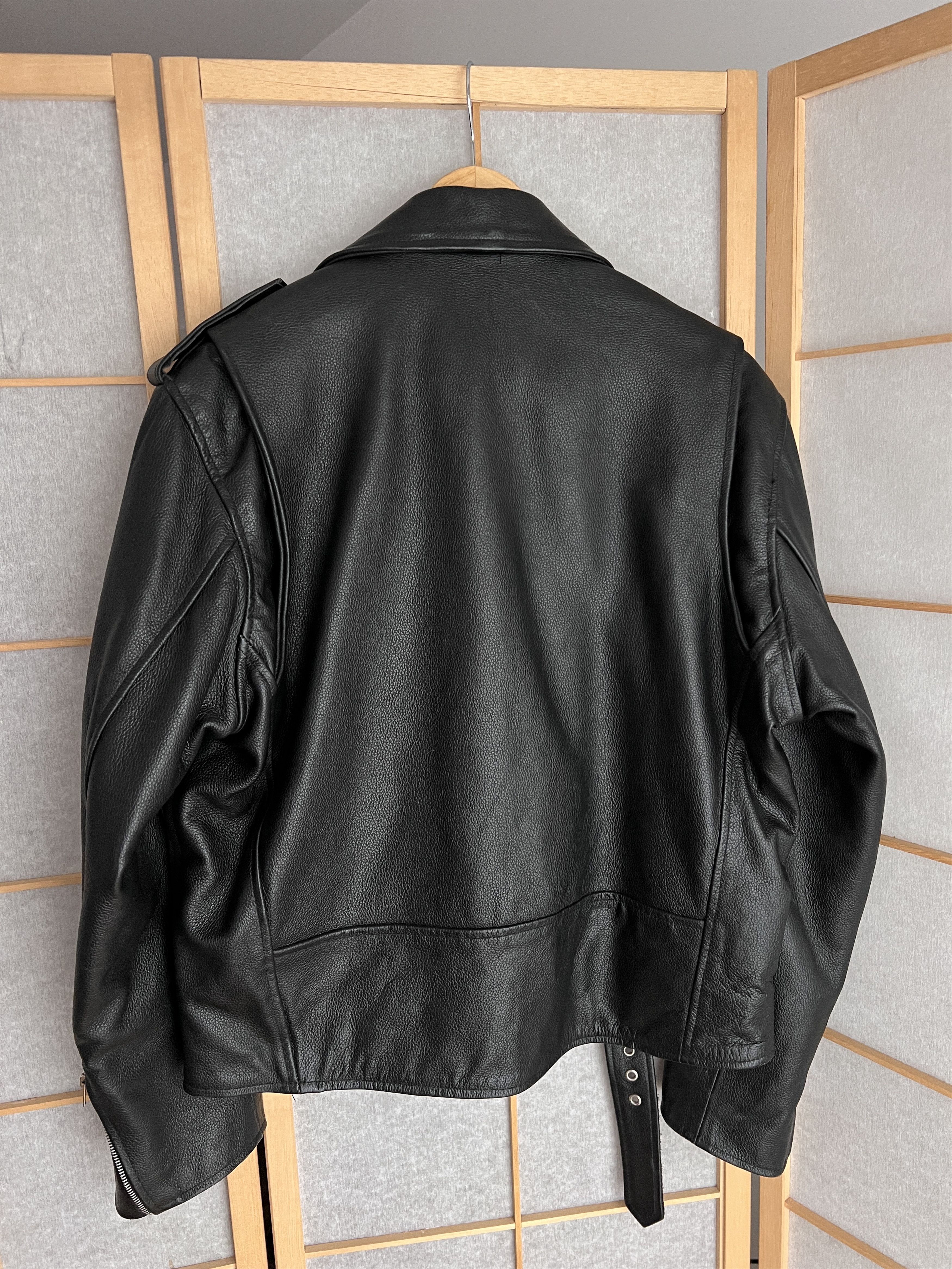 Le Grande Bleu (L.G.B.) Terminator crop vintage hard leather bomber jacket biker y2k Size US M / EU 48-50 / 2 - 15 Thumbnail