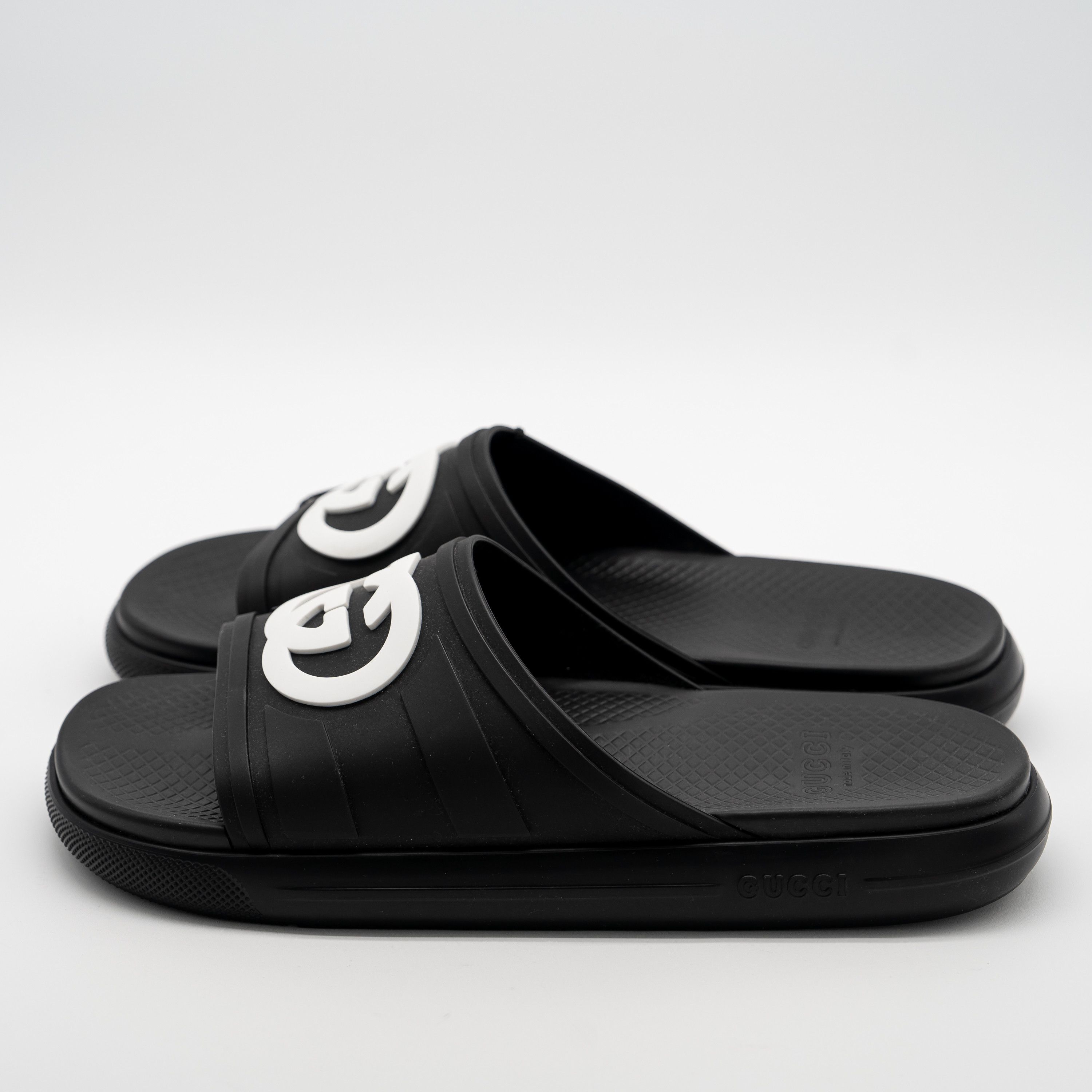 Gucci 14.5 US Gucci Black GG Rubber Slides Sandals White Size US 15 / EU 48 - 4 Thumbnail