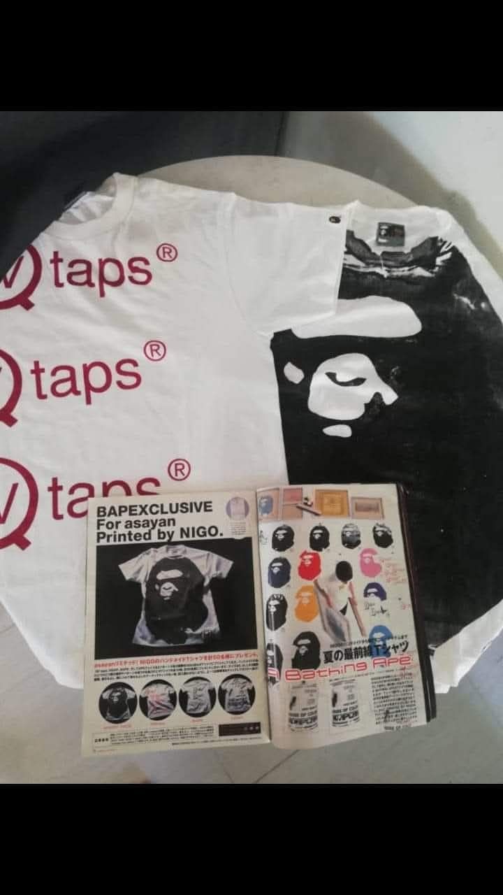Bape Limited Edition Overprinted Ape Head Tee Size US M / EU 48-50 / 2 - 6 Thumbnail