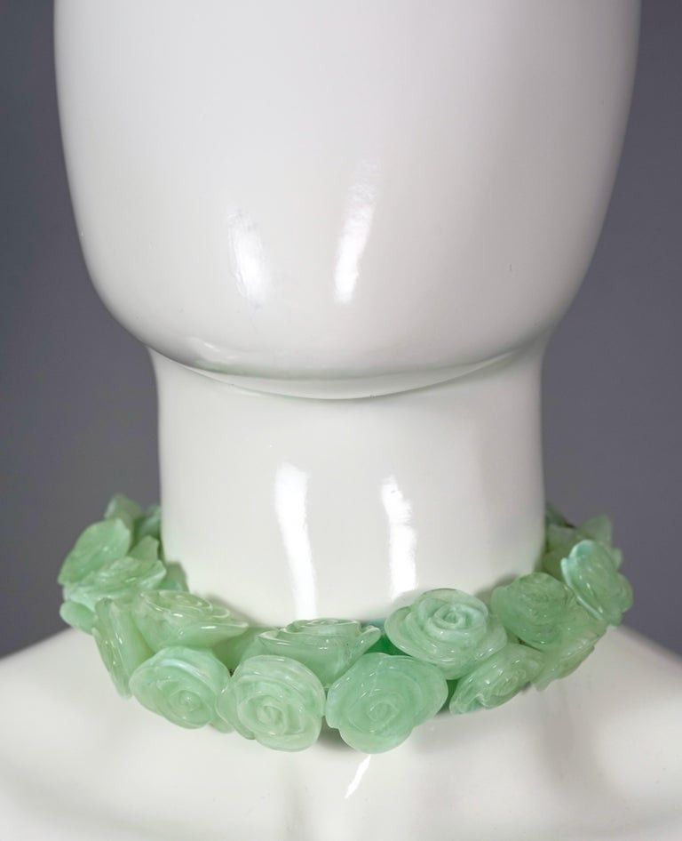 Chanel o1tko10125 Size: OS / Logo Camellia Resin Flower Necklace Size ONE SIZE - 2 Thumbnail