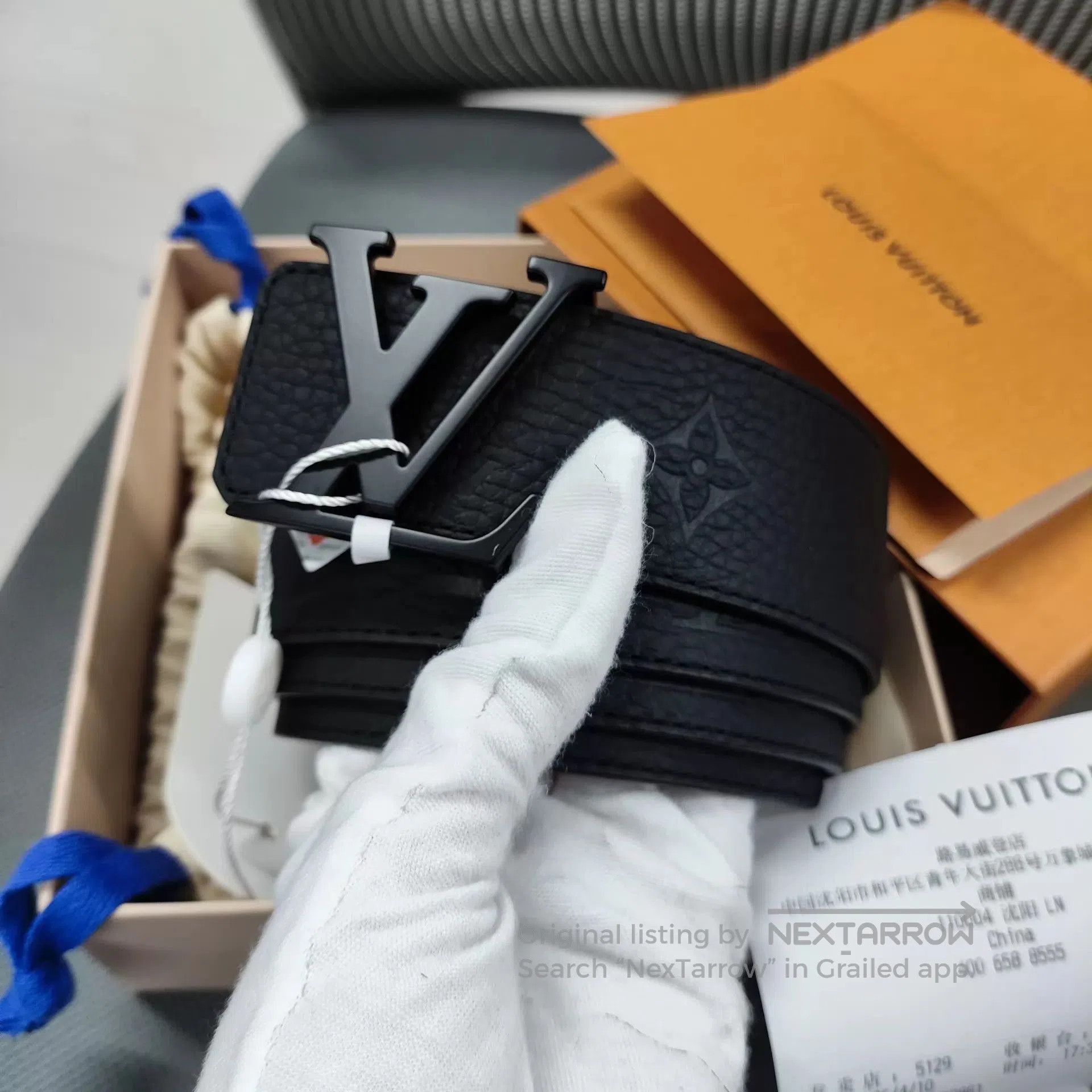 Louis Vuitton Black Textured Leather Belt with Buckle. Size ONE SIZE - 7 Thumbnail