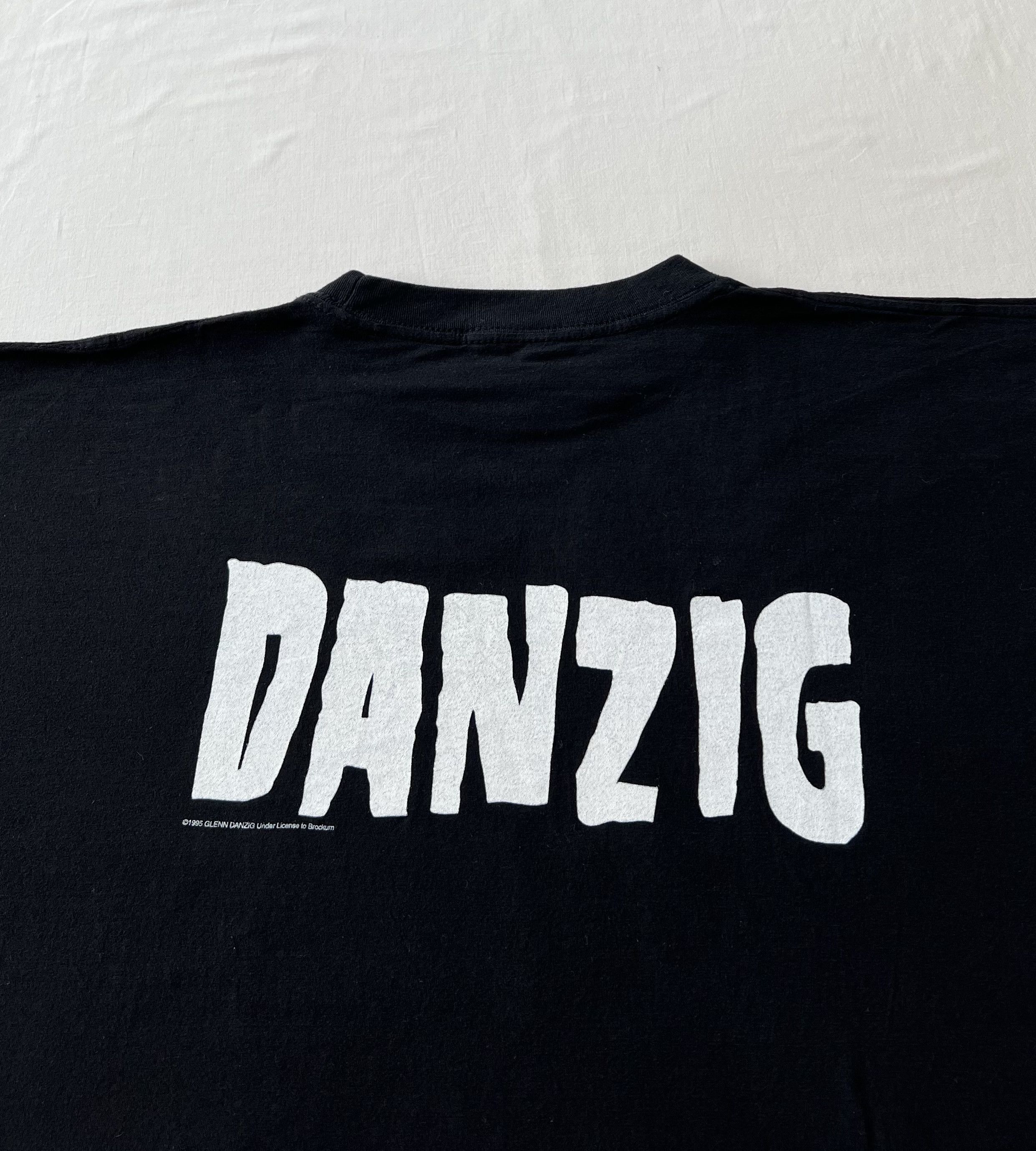 Band Tees Vintage 1995 Danzig Heavy Metal Band Cropped Black T-shirt Size US XL / EU 56 / 4 - 13 Thumbnail