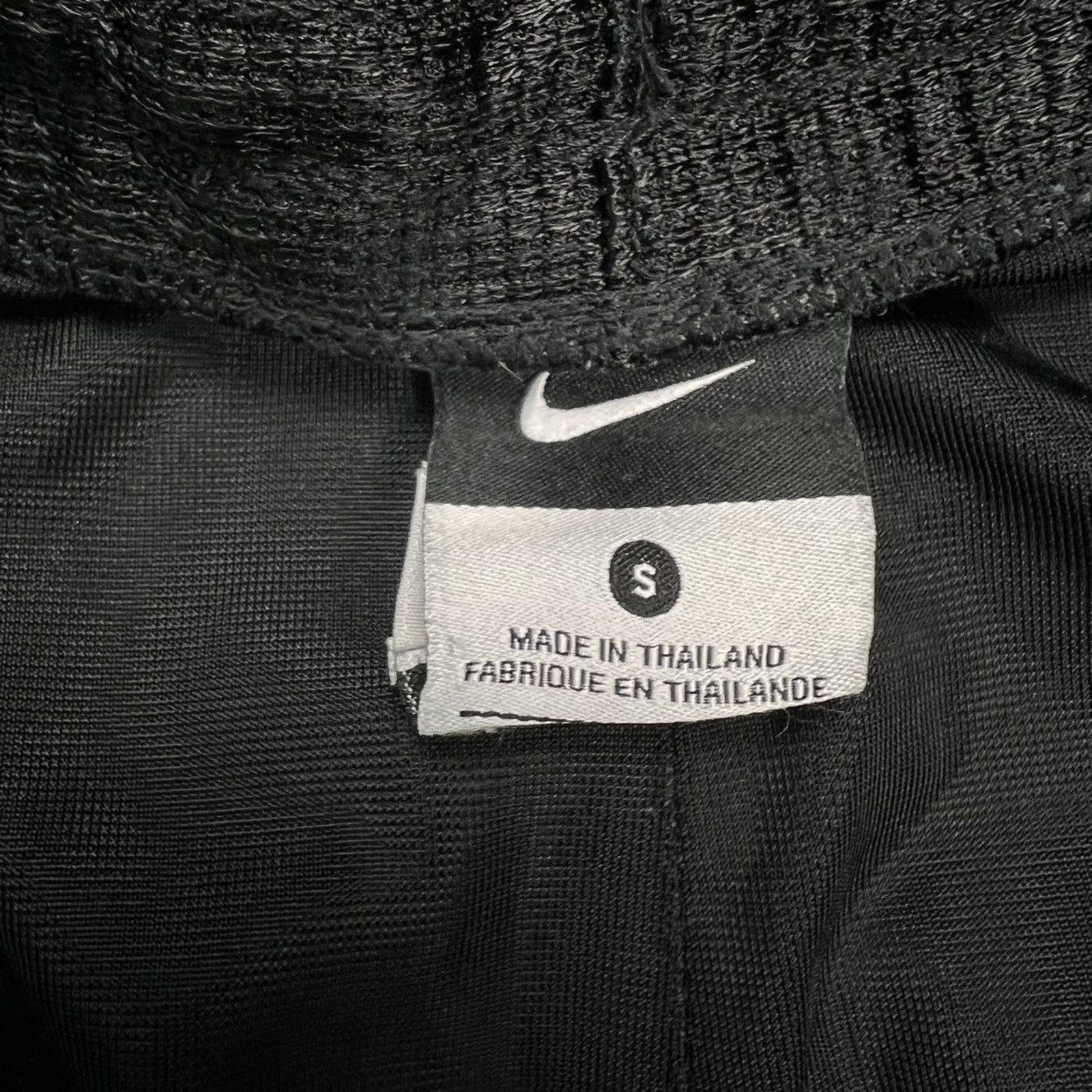 Nike × Vintage Nike Sportswear Shorts Small Swoosh Pocketed Athletic Pants Size US 30 / EU 46 - 6 Thumbnail