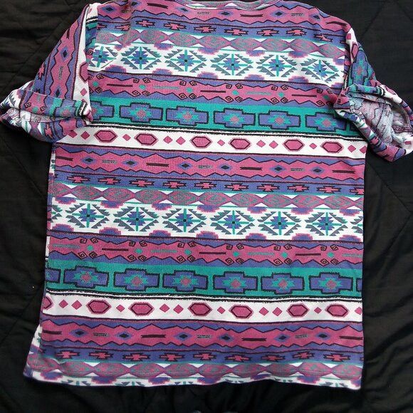 Vintage Vintage Denim Republic Southwest Aztec Pattern T-Shirt Size L / US 10 / IT 46 - 7 Thumbnail