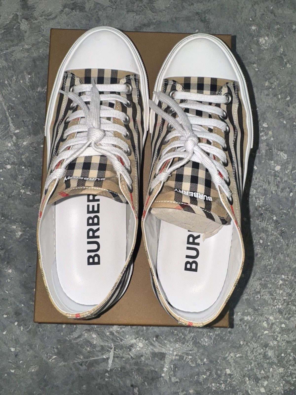 Burberry Burberry Beige Check Sneakers Size US 11 / EU 44 - 8 Thumbnail