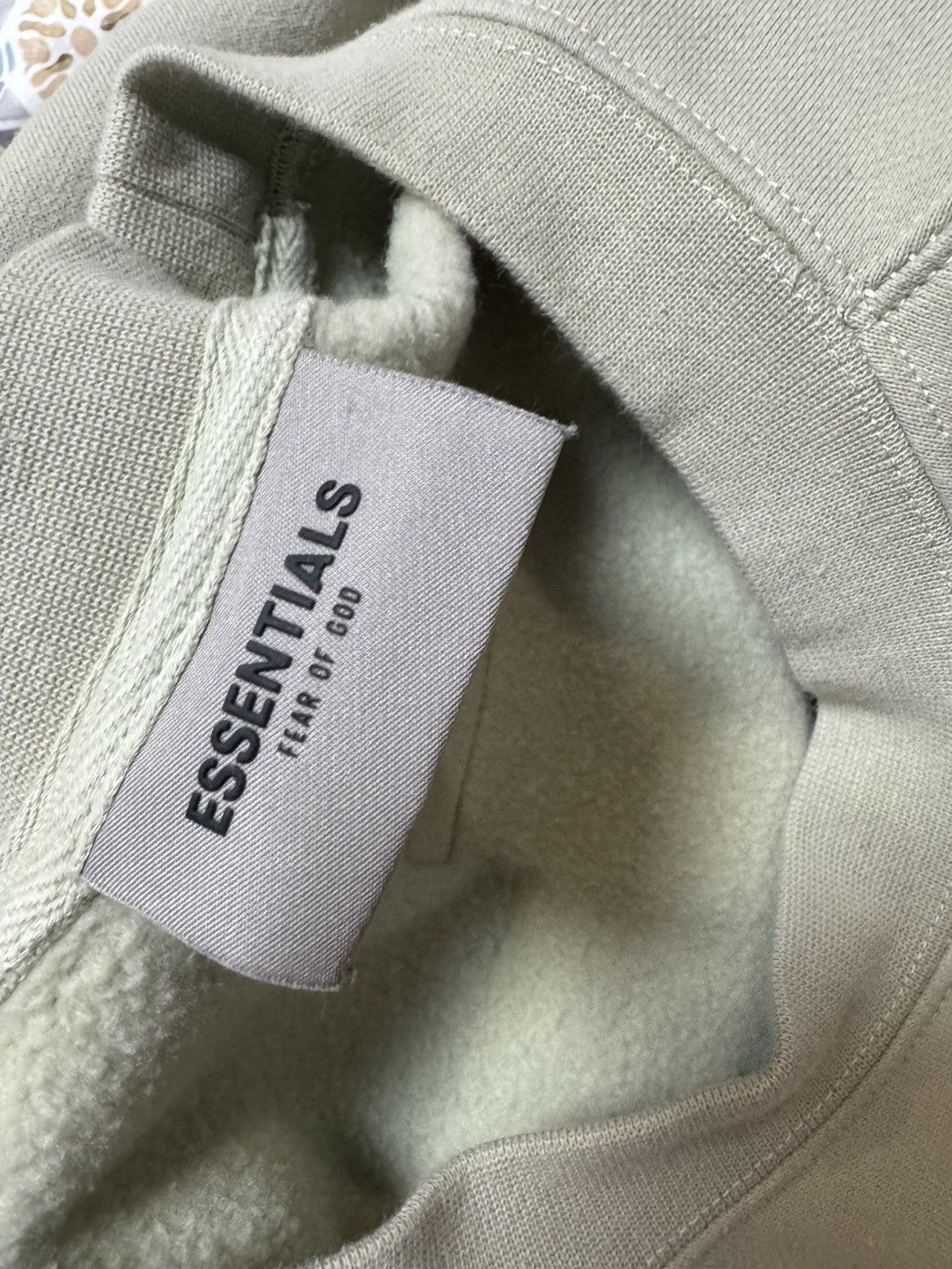 Essentials × Fear of God Fear of God ESSENTIALS Crewneck Appliqué Logo Sage Green Size US M / EU 48-50 / 2 - 4 Thumbnail