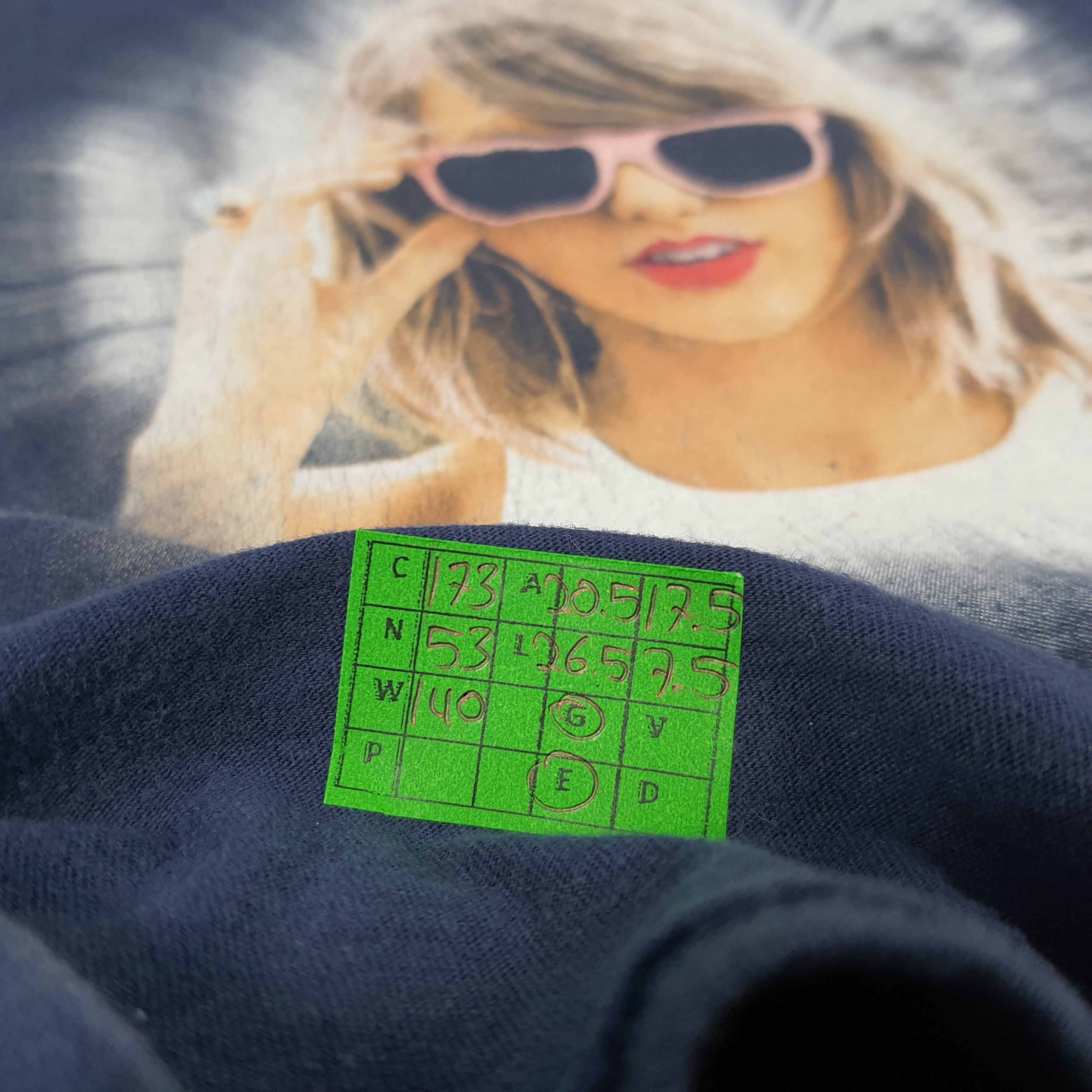 Band Tees × Vintage Vintage Taylor Swift World Tour The 1989 T-shirt Size US M / EU 48-50 / 2 - 8 Thumbnail