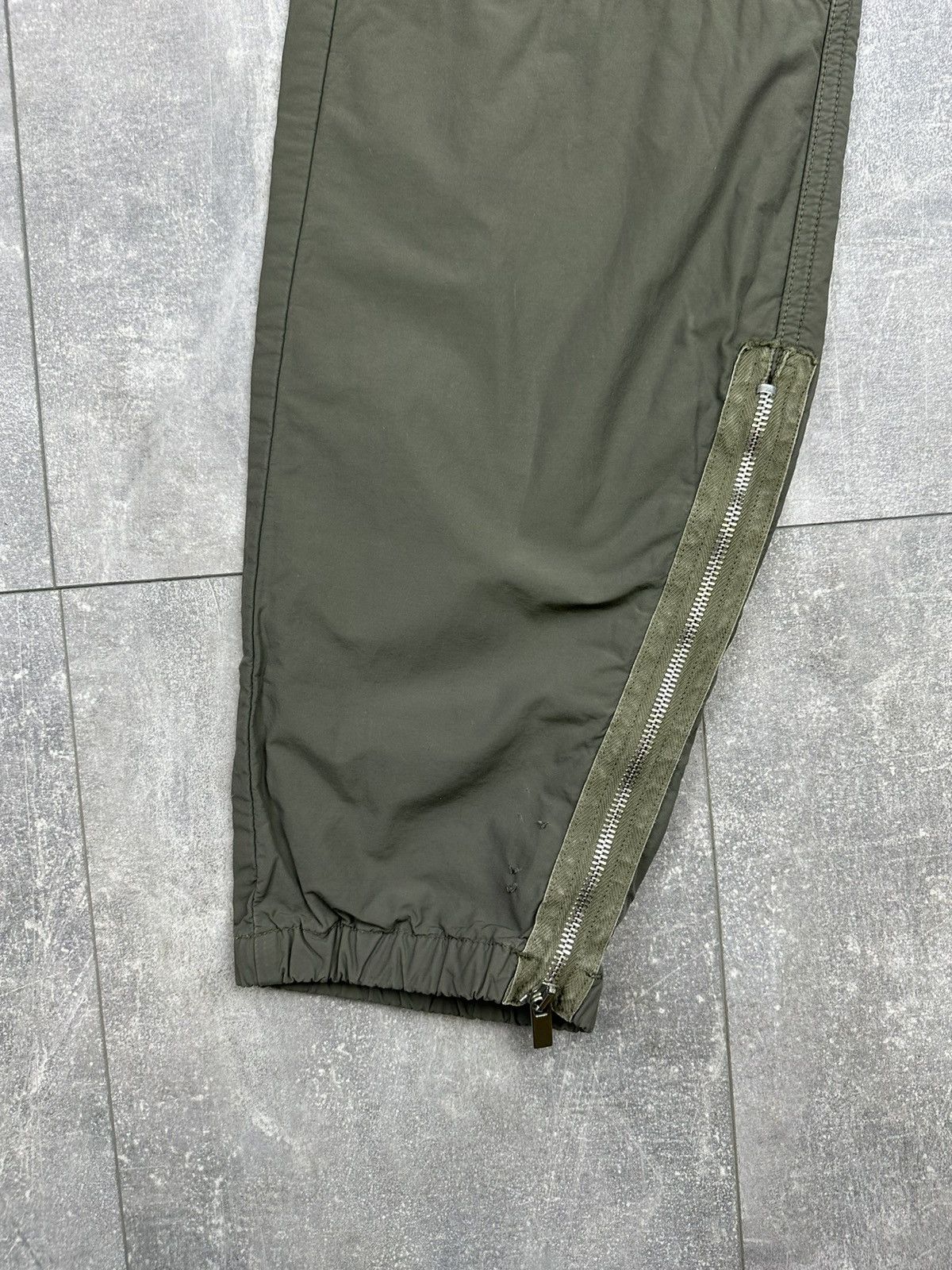 Diesel Women’s Khaki Diesel Double Knee Jogger Pants Y2K Size 27" / US 4 / IT 40 - 3 Thumbnail