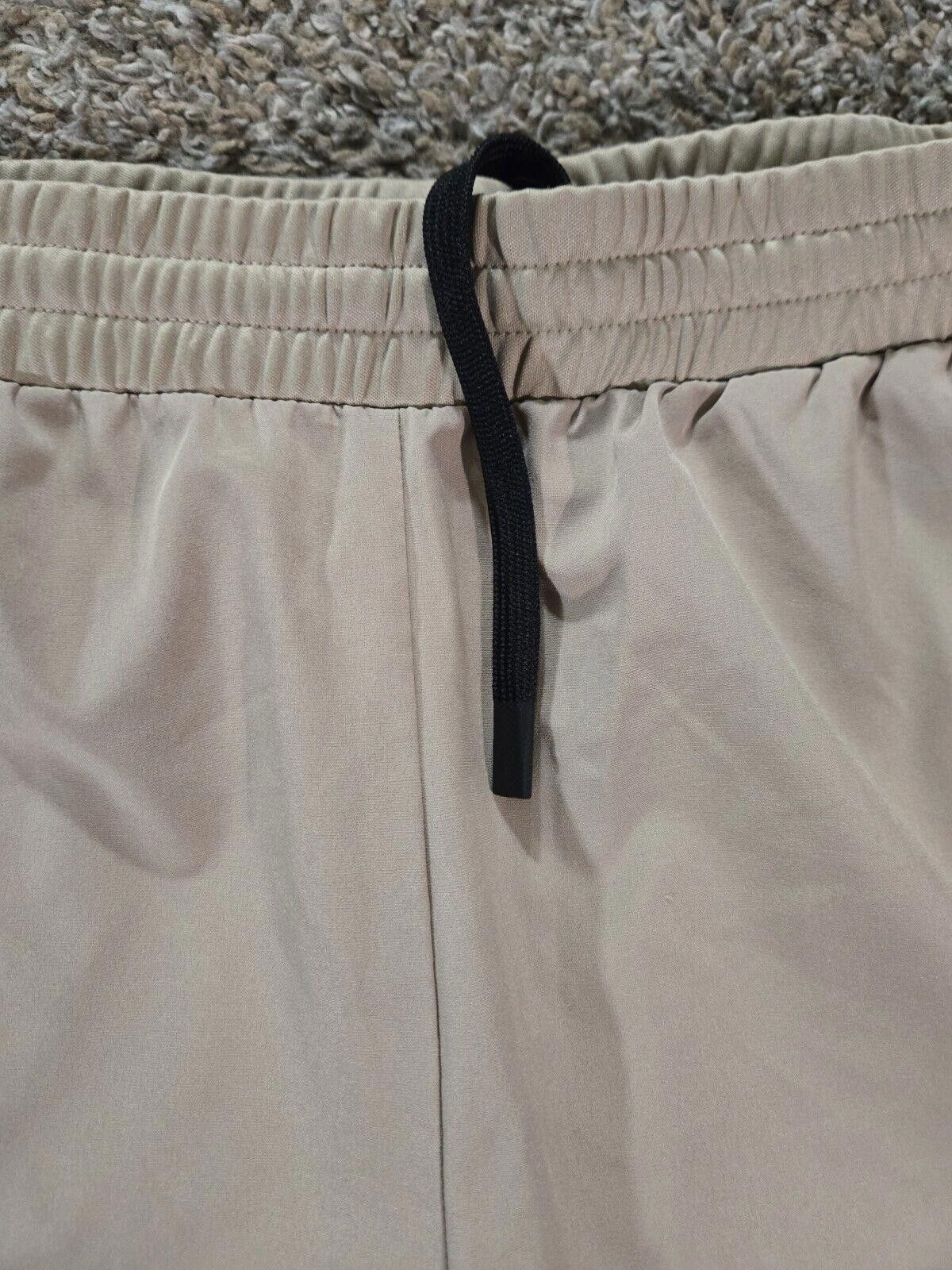Designer Khaki FLX Large Tall Drawstring Waist Band Shorts Size US 34 / EU 50 - 3 Thumbnail