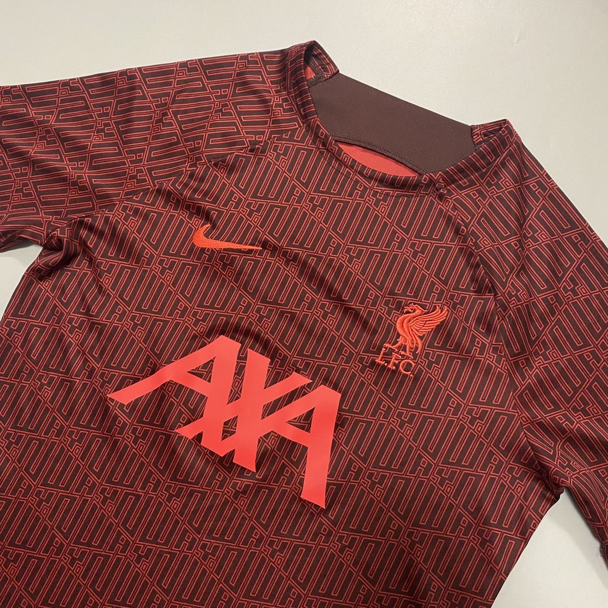 Nike Liverpool FC 2022-2023 Training Shirt Size M Football Jersey Size US M / EU 48-50 / 2 - 3 Thumbnail