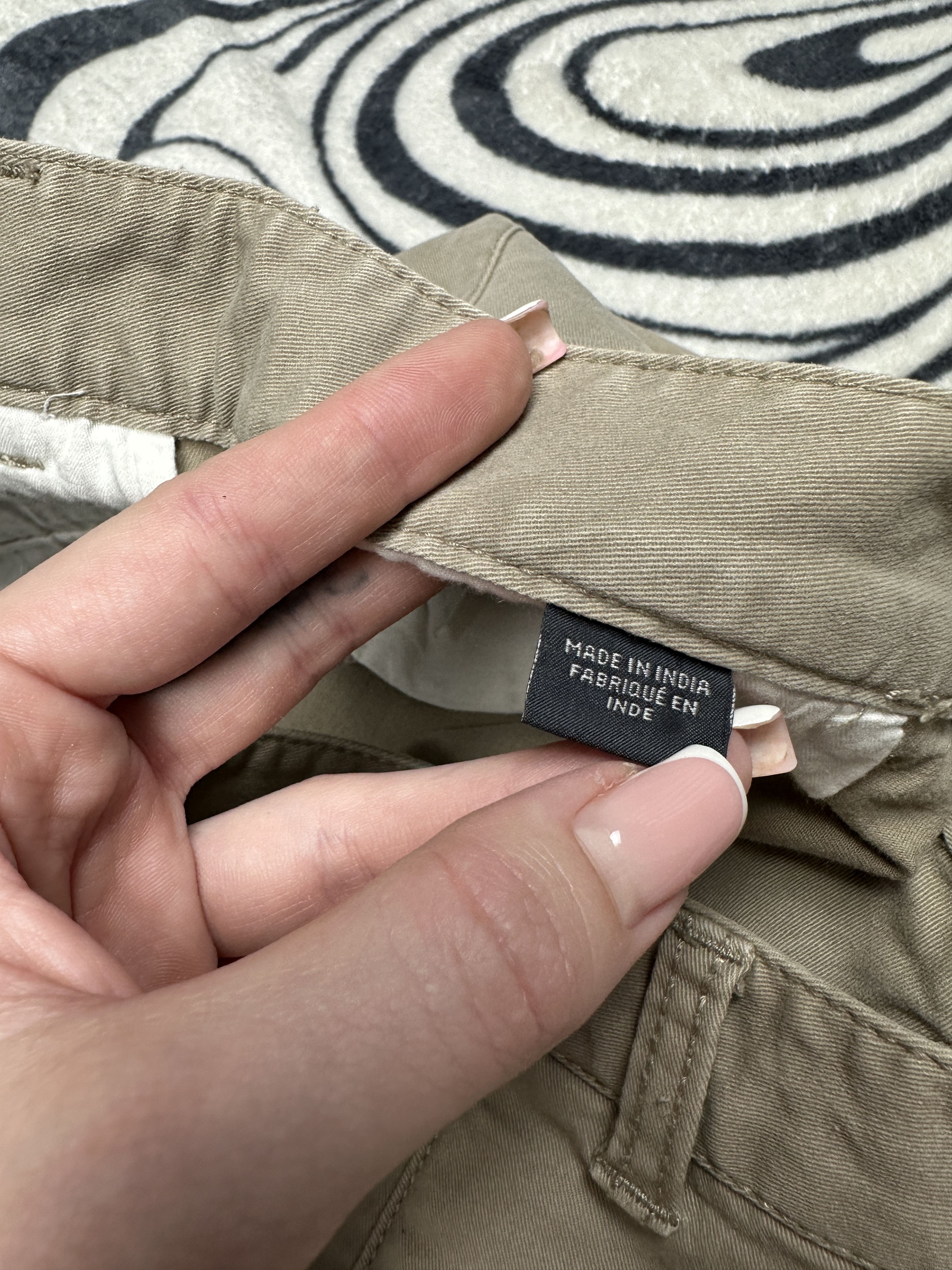 Armani Exchange Armani Exchange Womens Cargo Pants Ladies Size 27" / US 4 / IT 40 - 4 Thumbnail