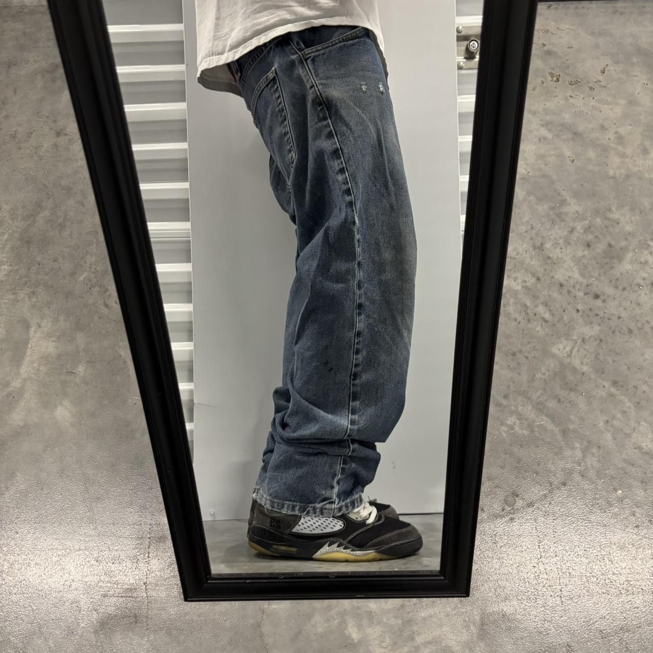 Japanese Brand × Vintage Crazy Vintage Y2K/2000s Grunge Dark Wash Workwear Denim Jeans! Size US 32 / EU 48 - 2 Thumbnail