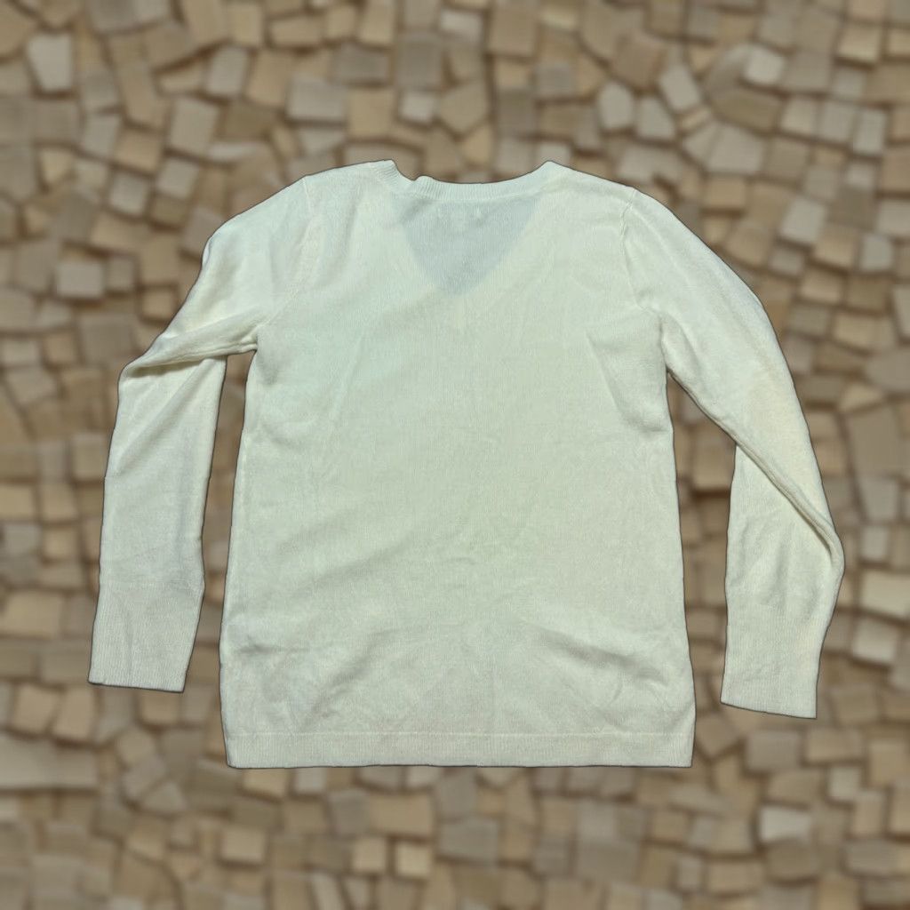 Croft & Barrow Croft & Barrow Shirt Womens Small White Long Sleeve V-Neck Knit Cotton T-Shirt Casual Modern - Womens Size S / US 4 / IT 40 - 1 Thumbnail