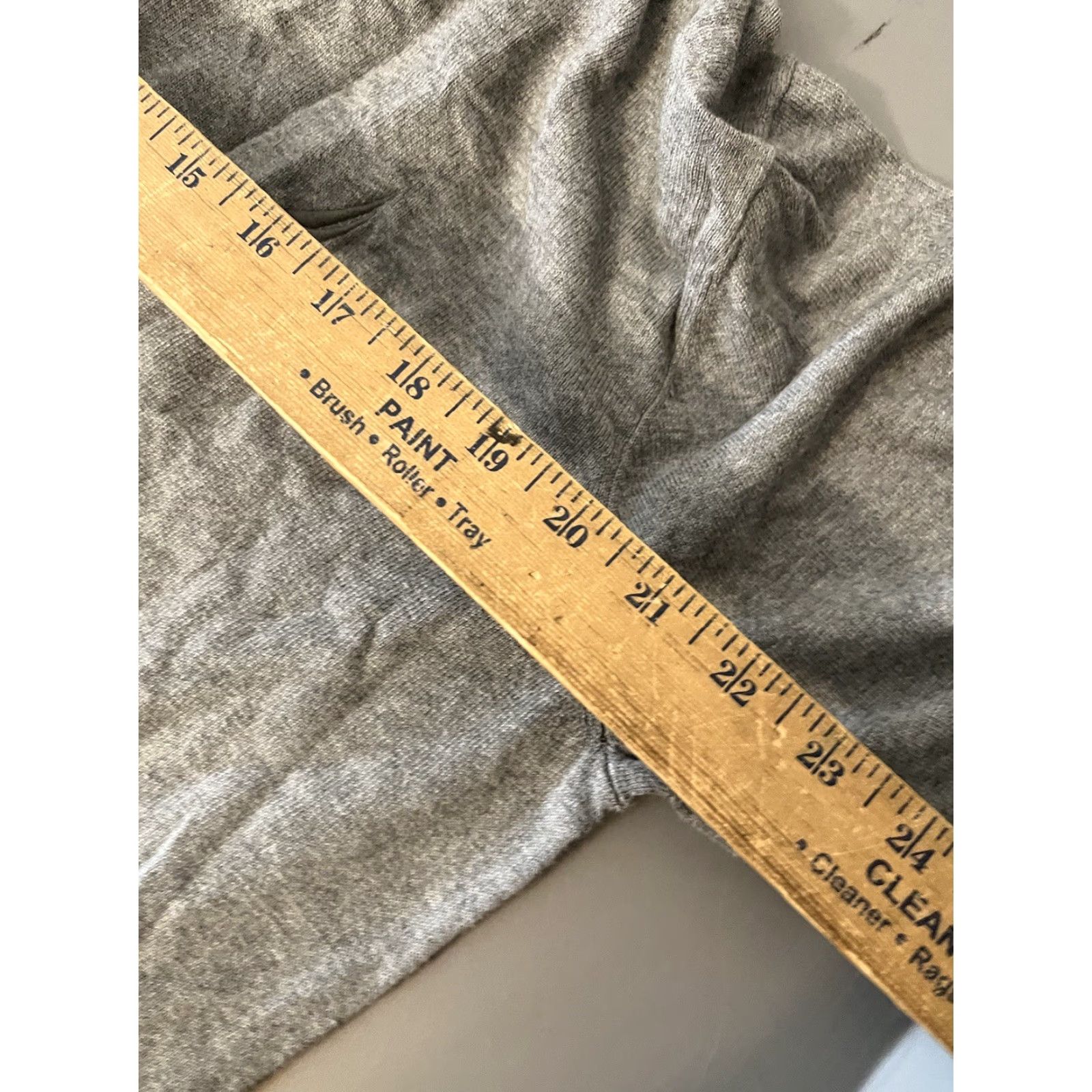 Nautica Nautica Shirt Men's XL Long Sleeve V-Neck Gray Solid Luxury Performance Embroidered Logo Pullover Knit Classic All Seasons Size US XL / EU 56 / 4 - 5 Thumbnail