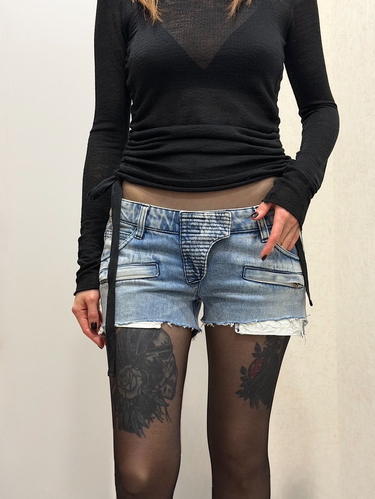 Balmain BALMAIN Decarnin SS 2009 Biker Denim Distressed Shorts jeans Size 28" / US 6 / IT 42 - 1 Thumbnail