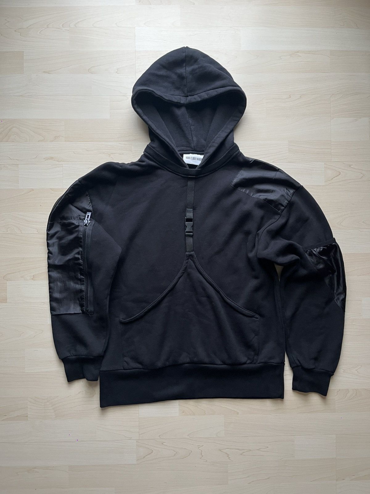 Han Kjobenhavn Han Kjøbenhavn patch hoodie nylon pocket zip satin utility Size US M / EU 48-50 / 2 - 4 Thumbnail