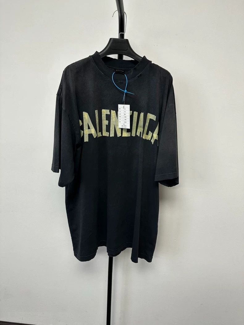 Balenciaga Balenciaga Adhesive tape short sleeve T-shirt Size US M / EU 48-50 / 2 - 1 Thumbnail