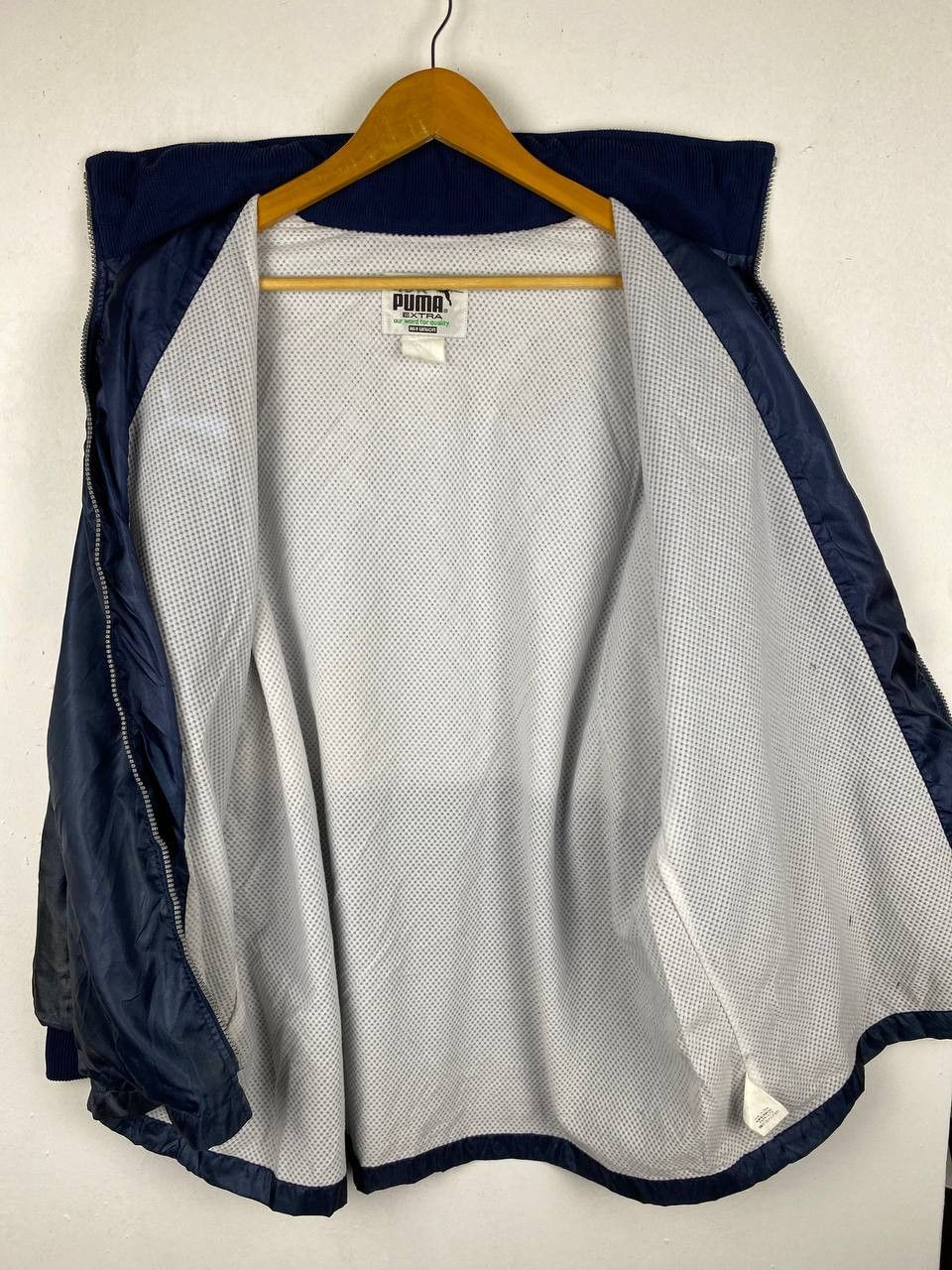 Puma vintage puma jubilo iwata japan faded jacket Size US XXL / EU 58 / 5 - 9 Thumbnail