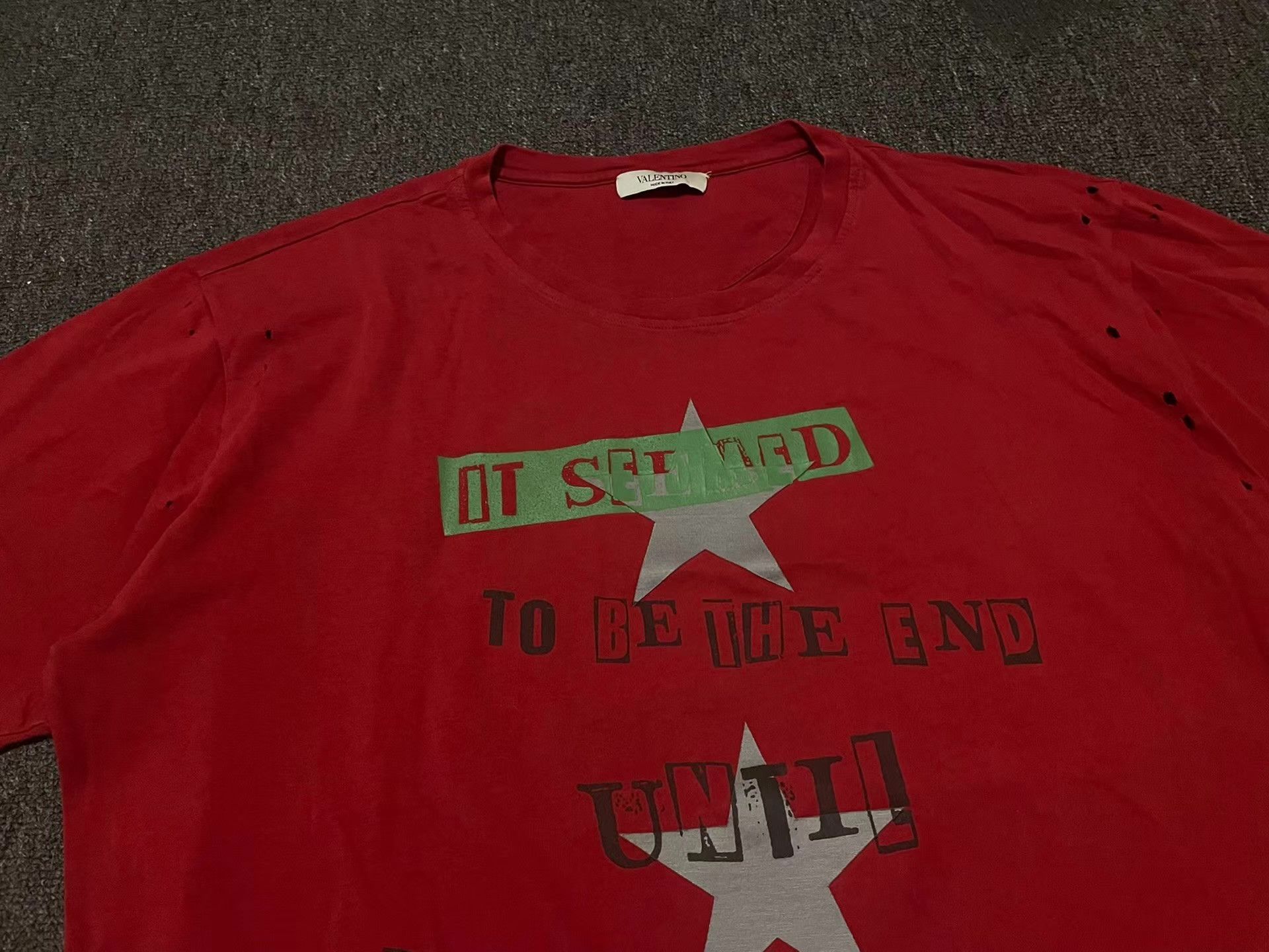 Valentino Valentino Red Short-Sleeve T-Shirt Size US L / EU 52-54 / 3 - 3 Thumbnail