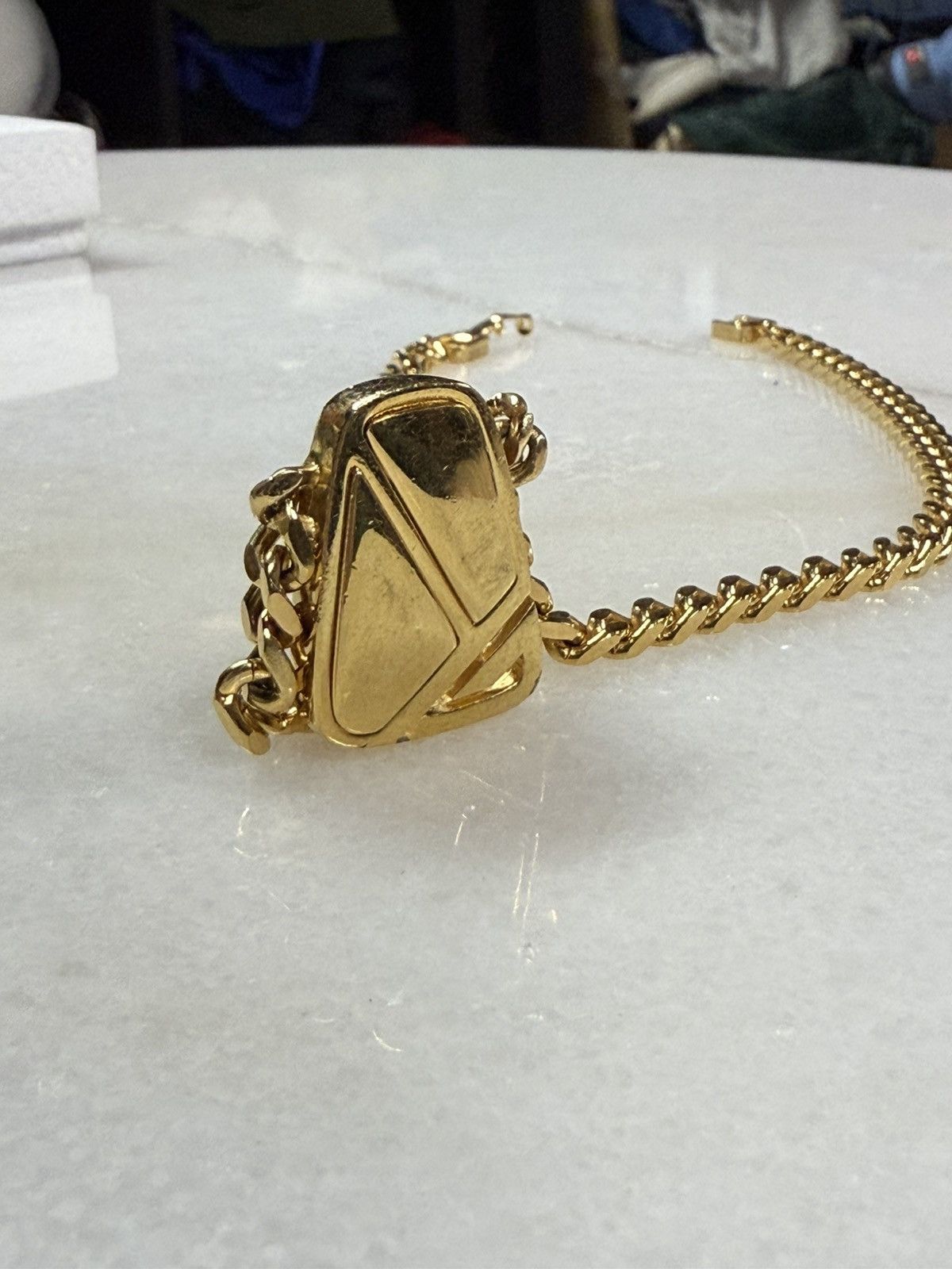 Givenchy Givenchy Gold Cuban Necklace Women’s Chain Preowned Size ONE SIZE - 2 Thumbnail