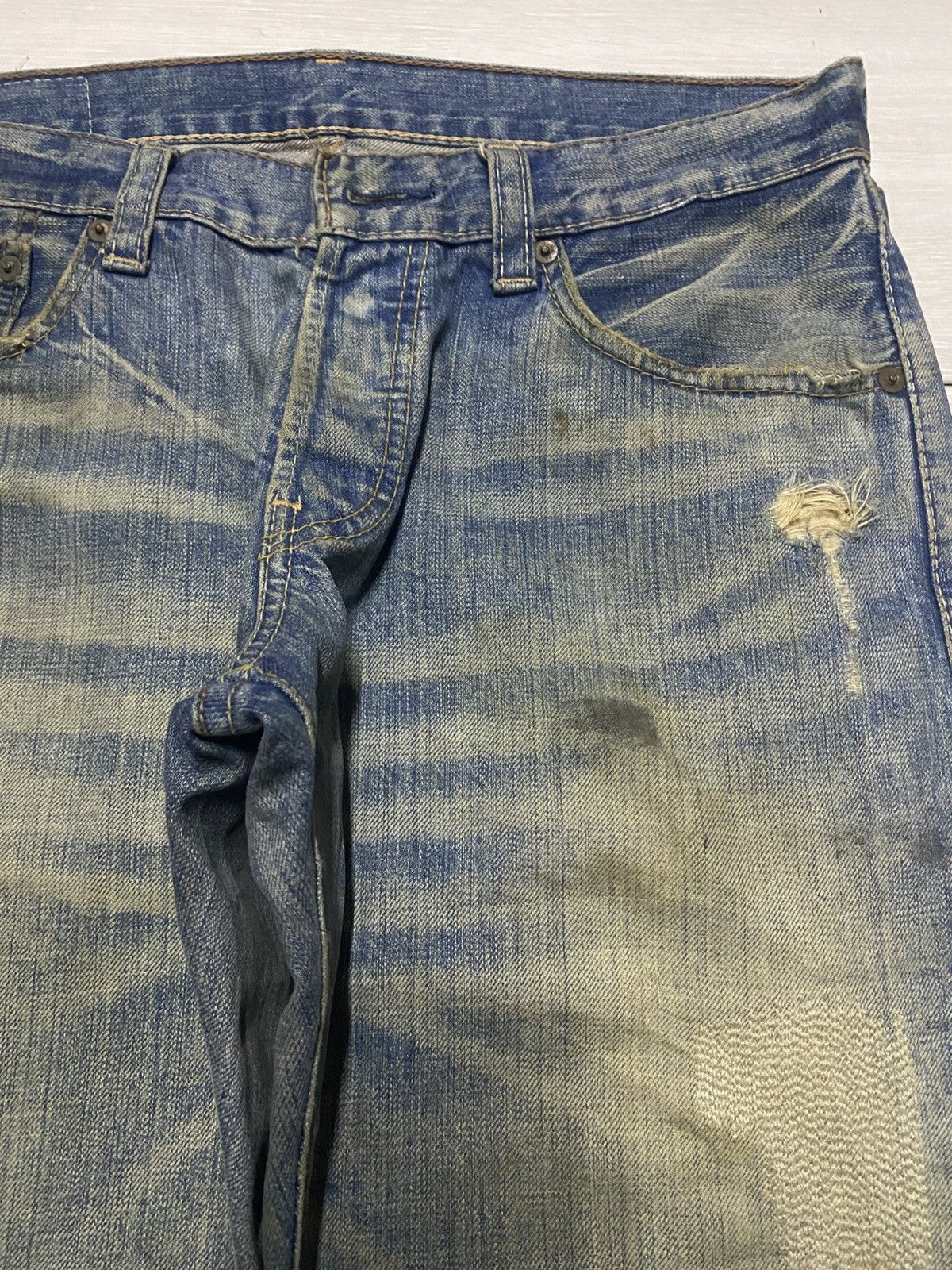 Levi's Vintage Levis Grunge Style Distressed Repair Loose Jeans Size US 32 / EU 48 - 10 Thumbnail