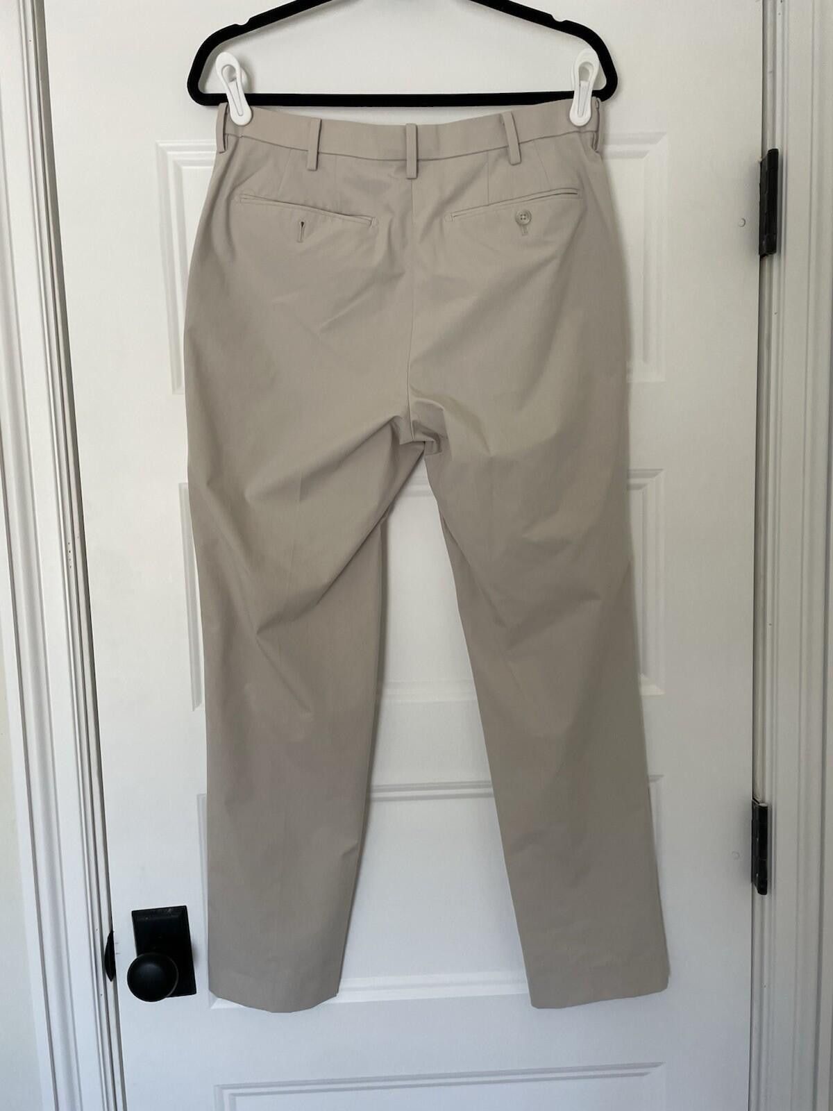 Uniqlo Uniqlo Pants Men Khaki 31 x 30 Size US 31 - 2 Thumbnail