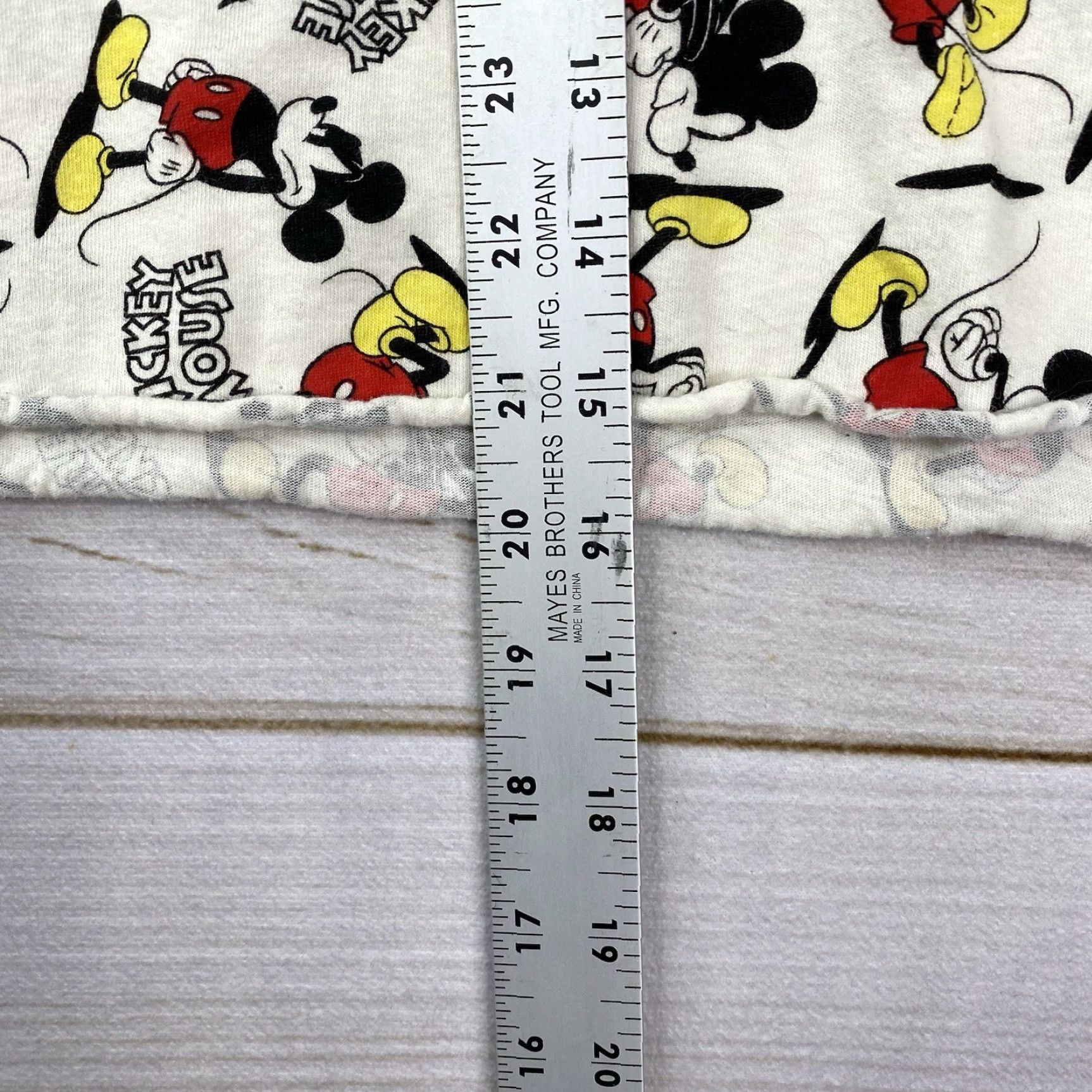 Disney Disney Mickey Mouse Tee Shirt Womens L Crop Top All Over Print Short Sleeve Size L / US 10 / IT 46 - 4 Thumbnail