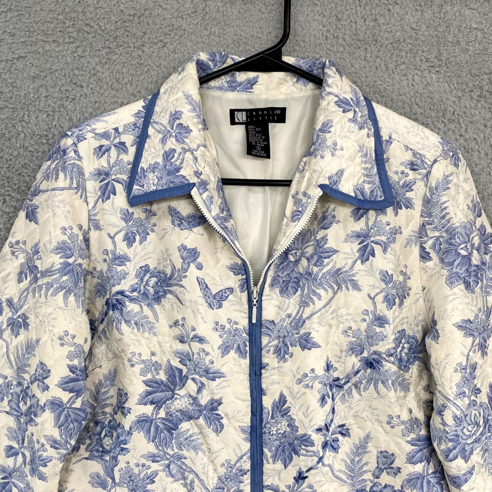 Vintage VINTAGE Carole Little Silk Quilted Jacket Womens Small Blue Floral Cottagecore 90s PRairie Y2K Casual Size S / US 4 / IT 40 - 2 Thumbnail