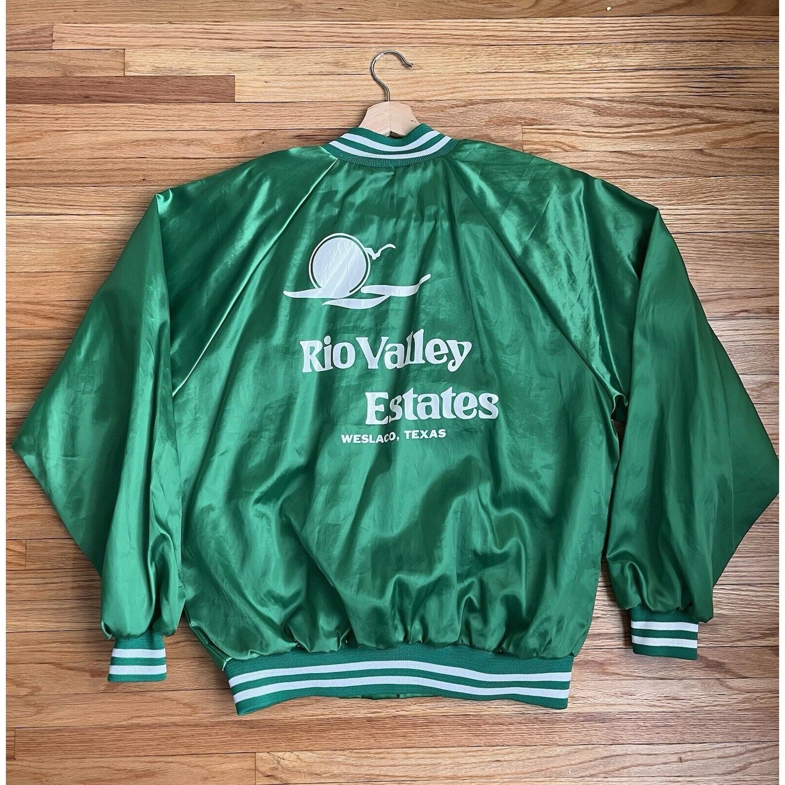 Vintage VINTAGE MADE IN USA GREEN NYLON BOMBER COACH STARTER JACKET Size US XL / EU 56 / 4 - 3 Thumbnail