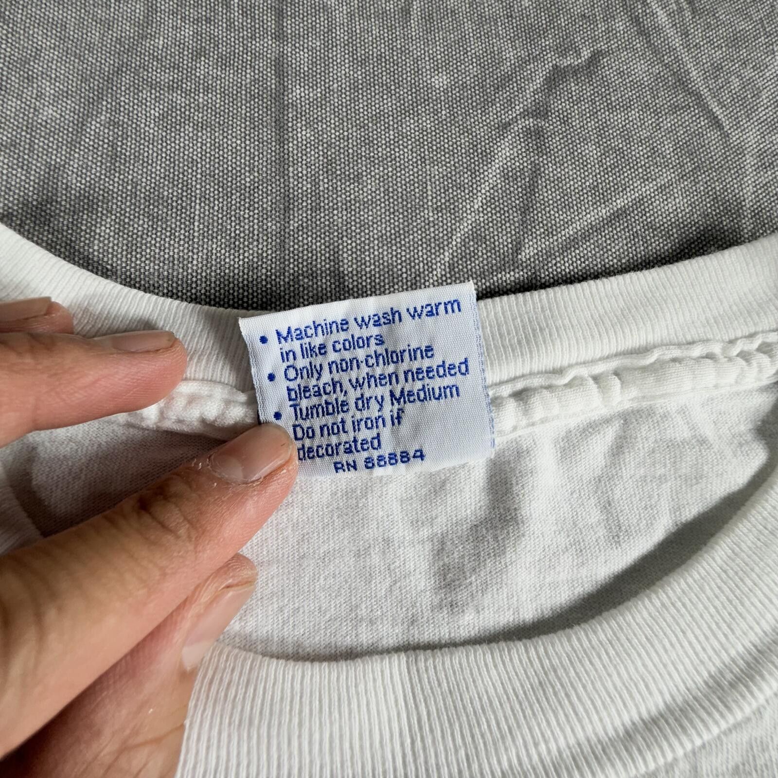 All Sport Dilbert Shirt Men's XL White 90s Vintage Be A Team Player Size ONE SIZE - 3 Thumbnail