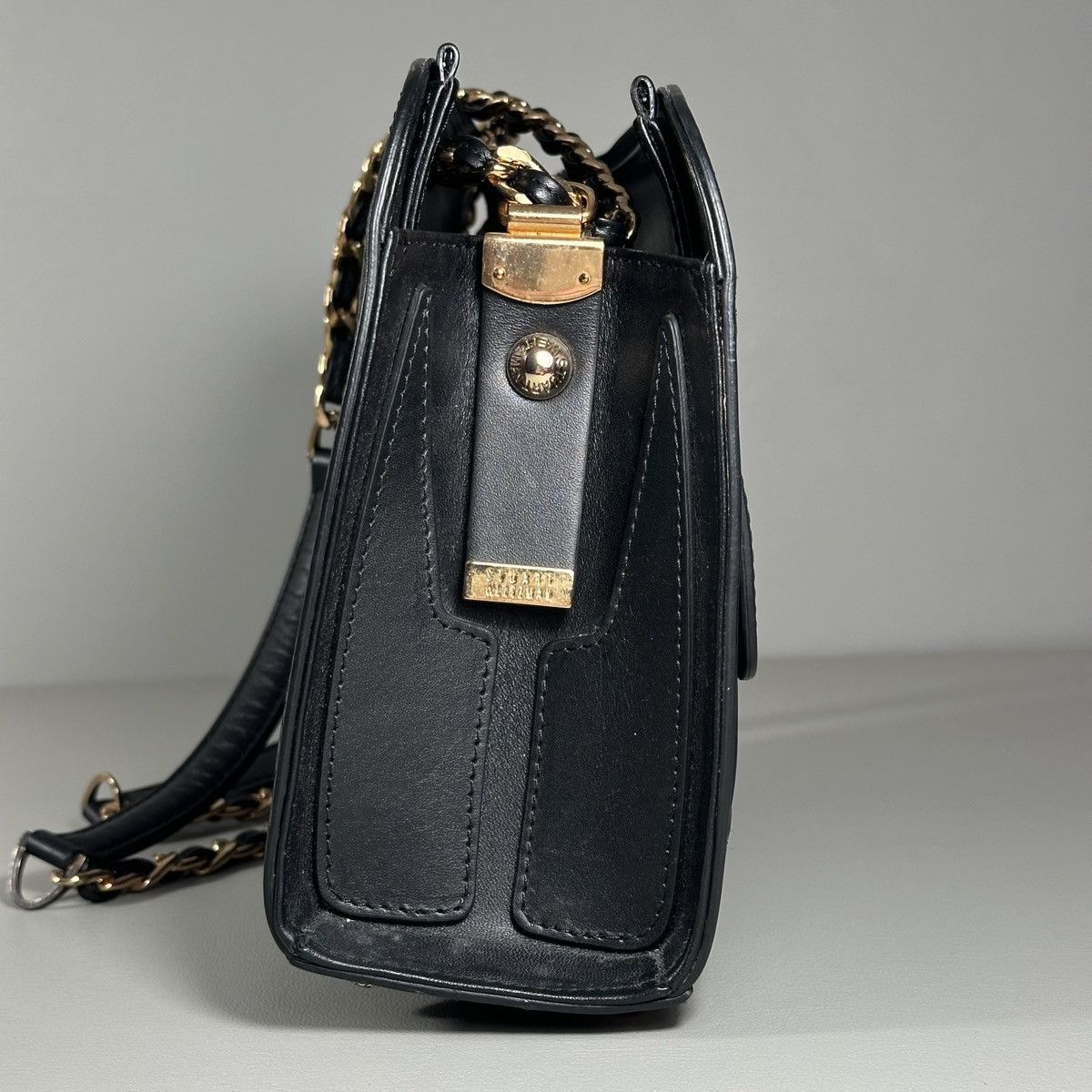 Stuart Weitzman Stuart Weitzman Podbag Leather Shoulder Bag Black Calf Chain Size ONE SIZE - 6 Thumbnail