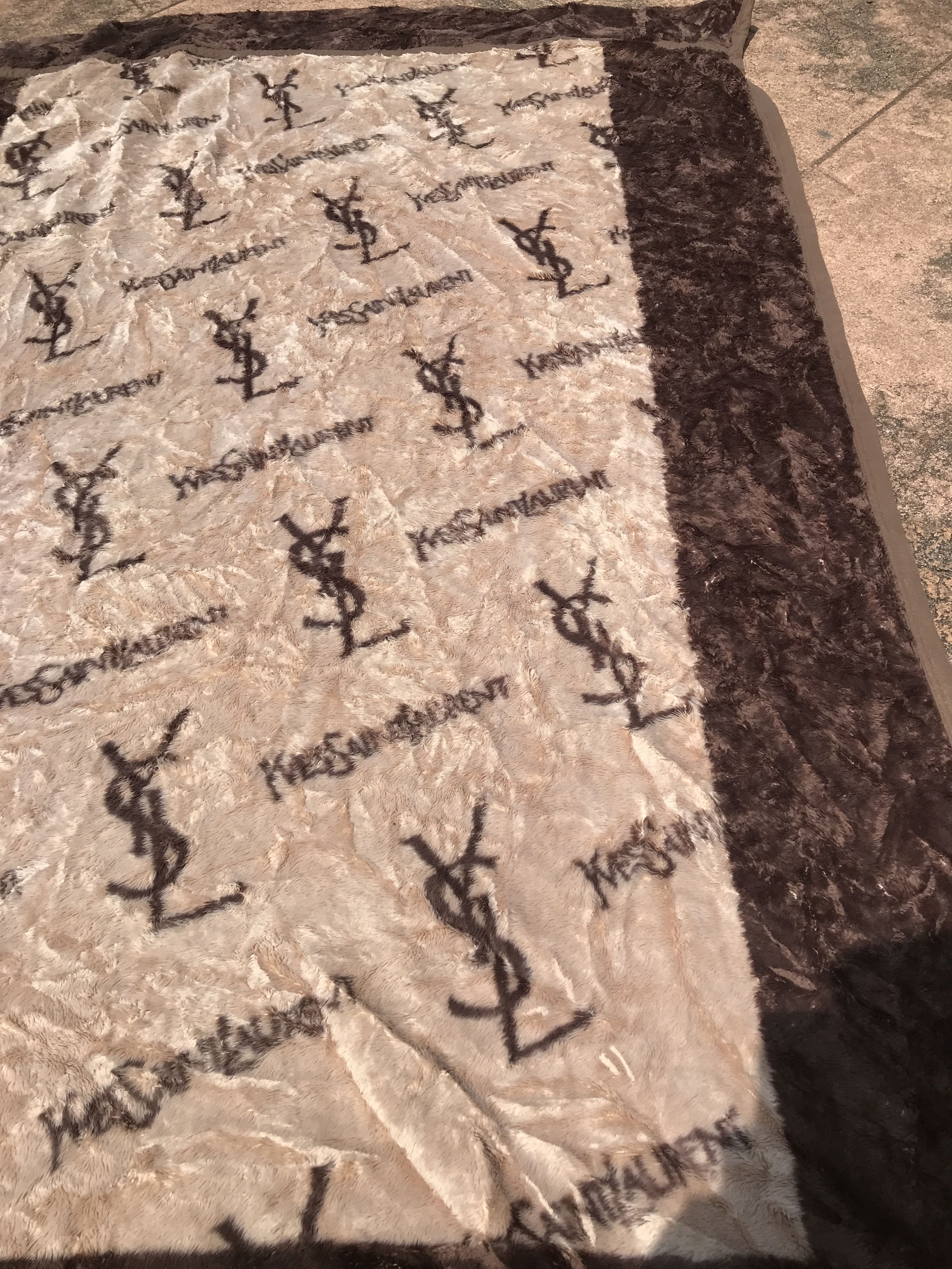 Yves Saint Laurent Yves saint laurent Blanket overprint Size ONE SIZE - 3 Thumbnail