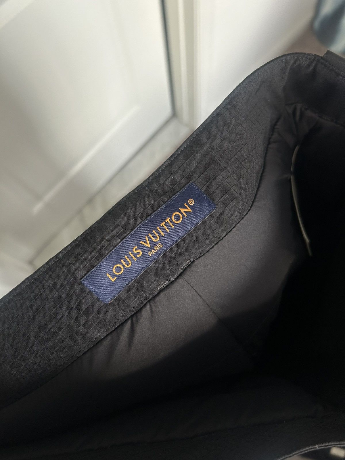 Louis Vuitton Louis Vuitton snow pants black microdown Size US 29 - 11 Thumbnail