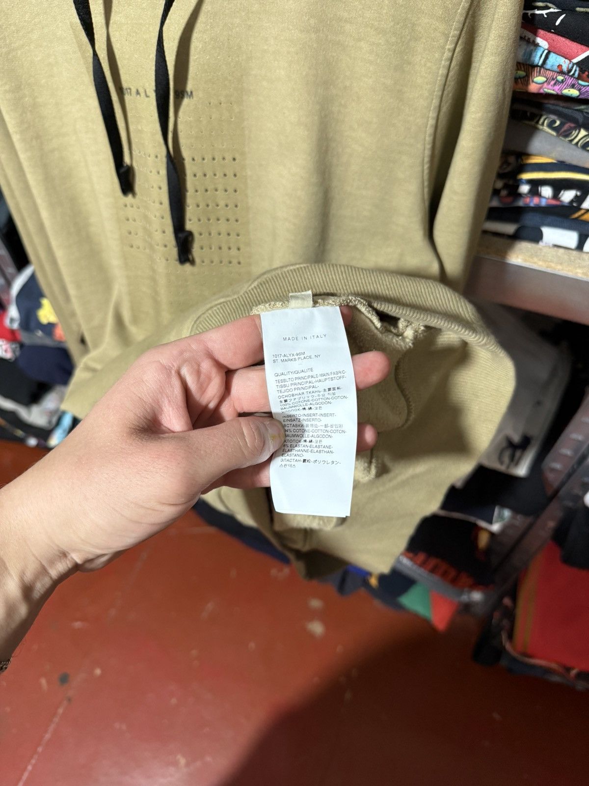 1017 ALYX 9SM Rare Luxury 1017 ALYX 9SM Tan Pullover W/ Prints Hoodie Y2K Size US L / EU 52-54 / 3 - 13 Thumbnail