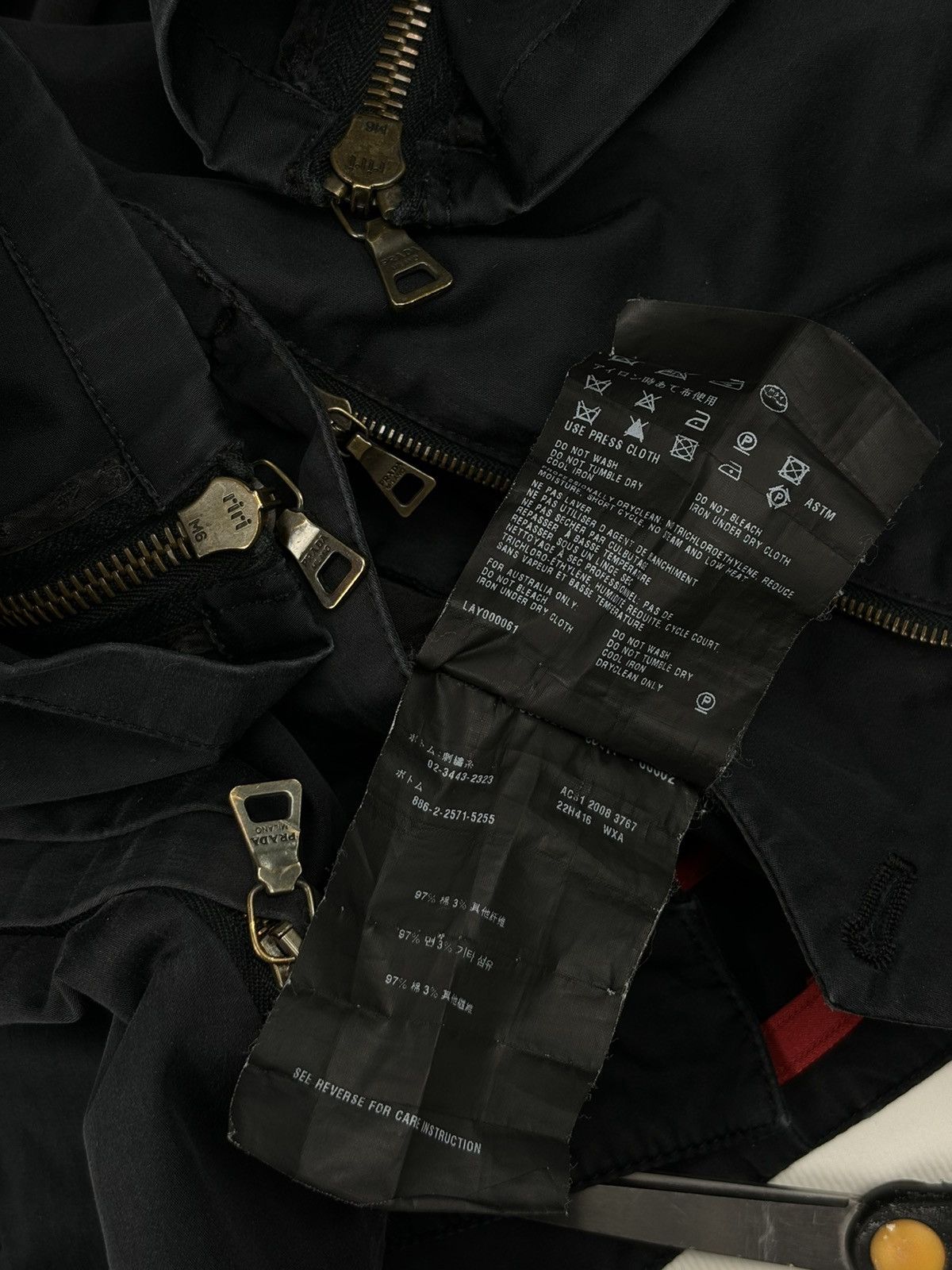 Prada Men's 00’s Linea Rossa Biker Cargo Zip Multipocket Pants Trousers Size US 36 / EU 52 - 10 Thumbnail