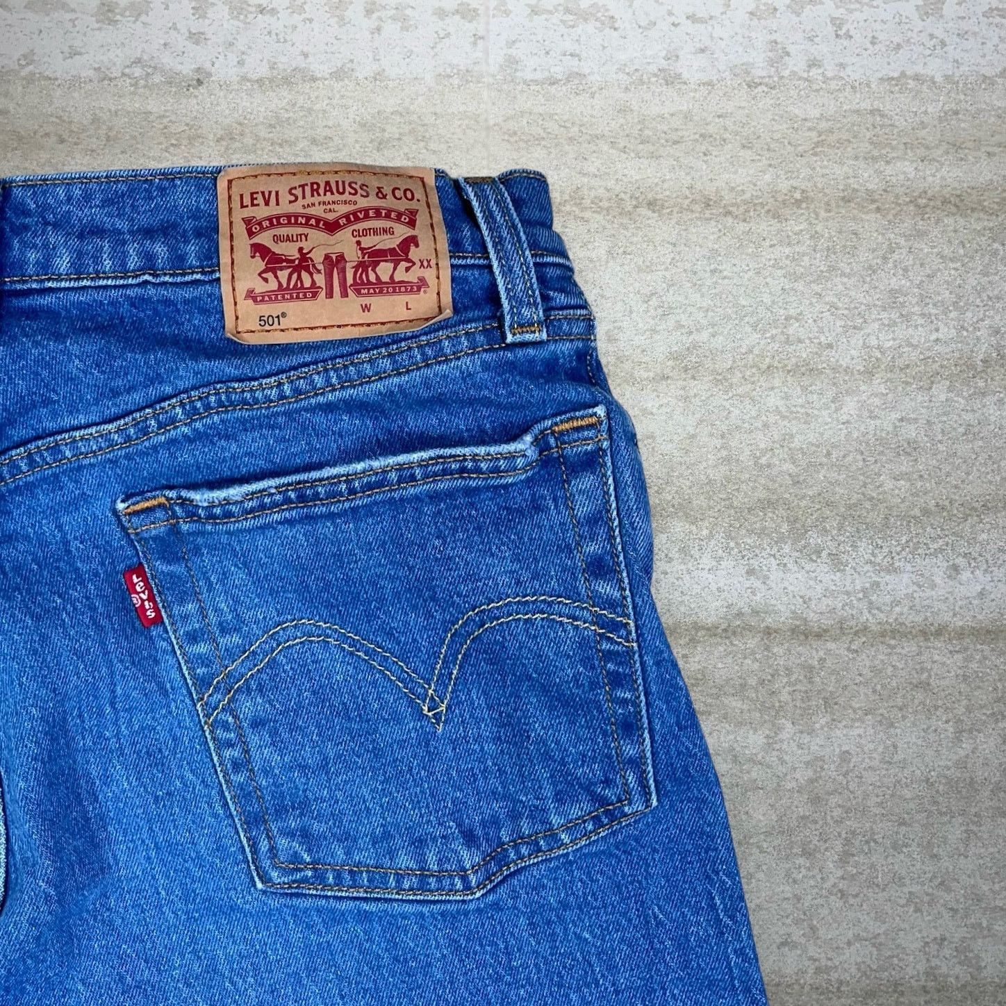Levi's Vintage Y2K Levis 501 Jeans 27x26 Regular Straight Leg Fit Size 27" / US 4 / IT 40 - 3 Thumbnail
