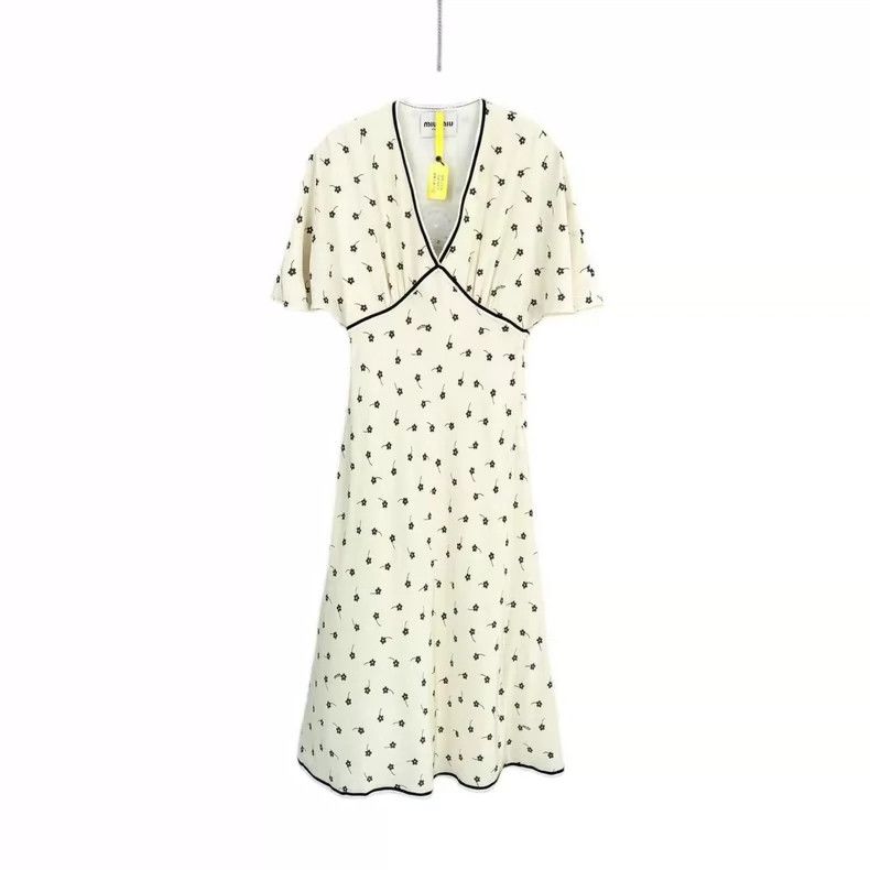 Miu Miu Miu Miu Silk Floral V-Neck Dress Size US 36 / EU 52 - 1 Thumbnail