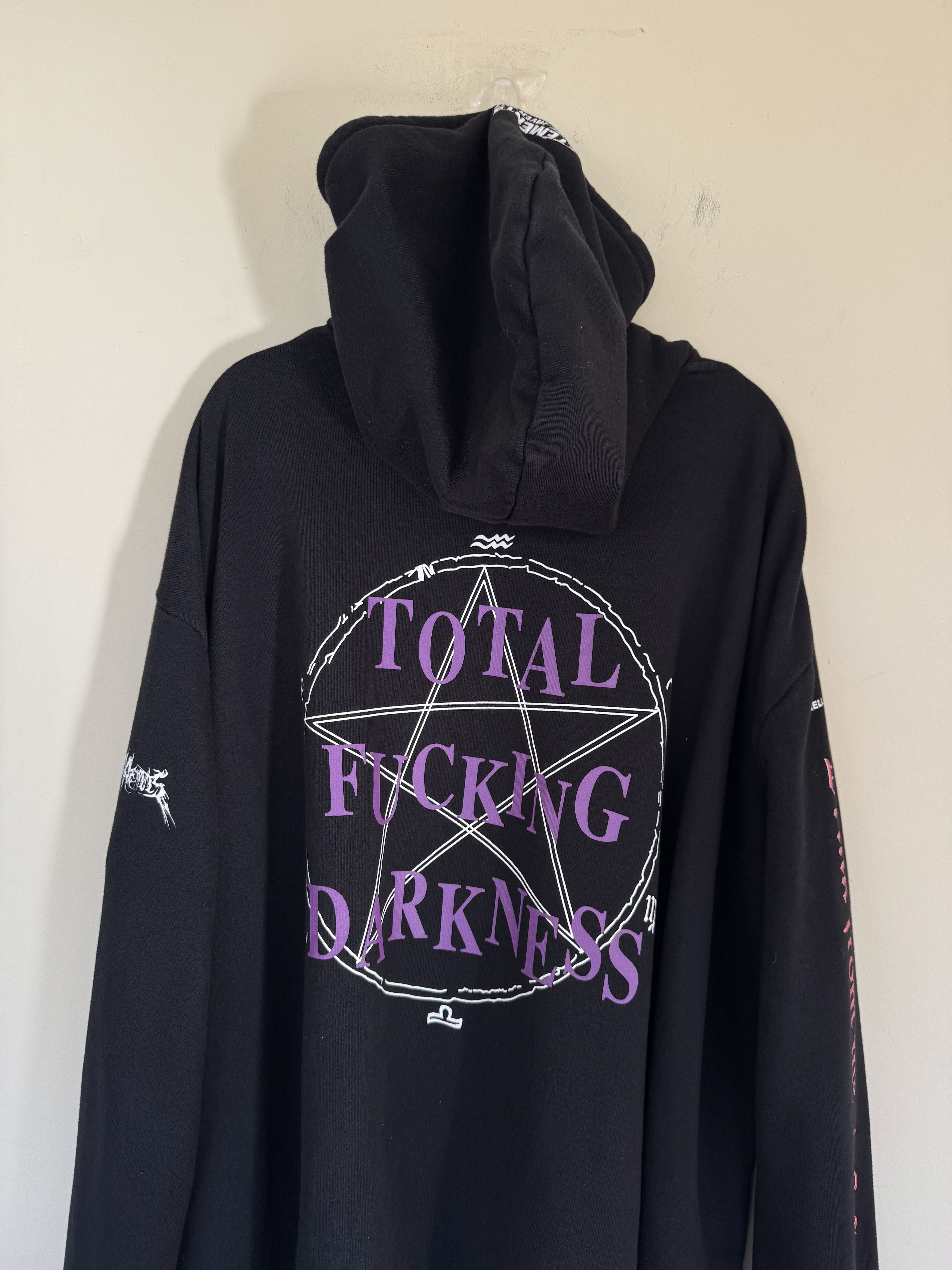 Vetements Vetements Total Fucking Darkness Hoodie Size US M / EU 48-50 / 2 - 7 Thumbnail