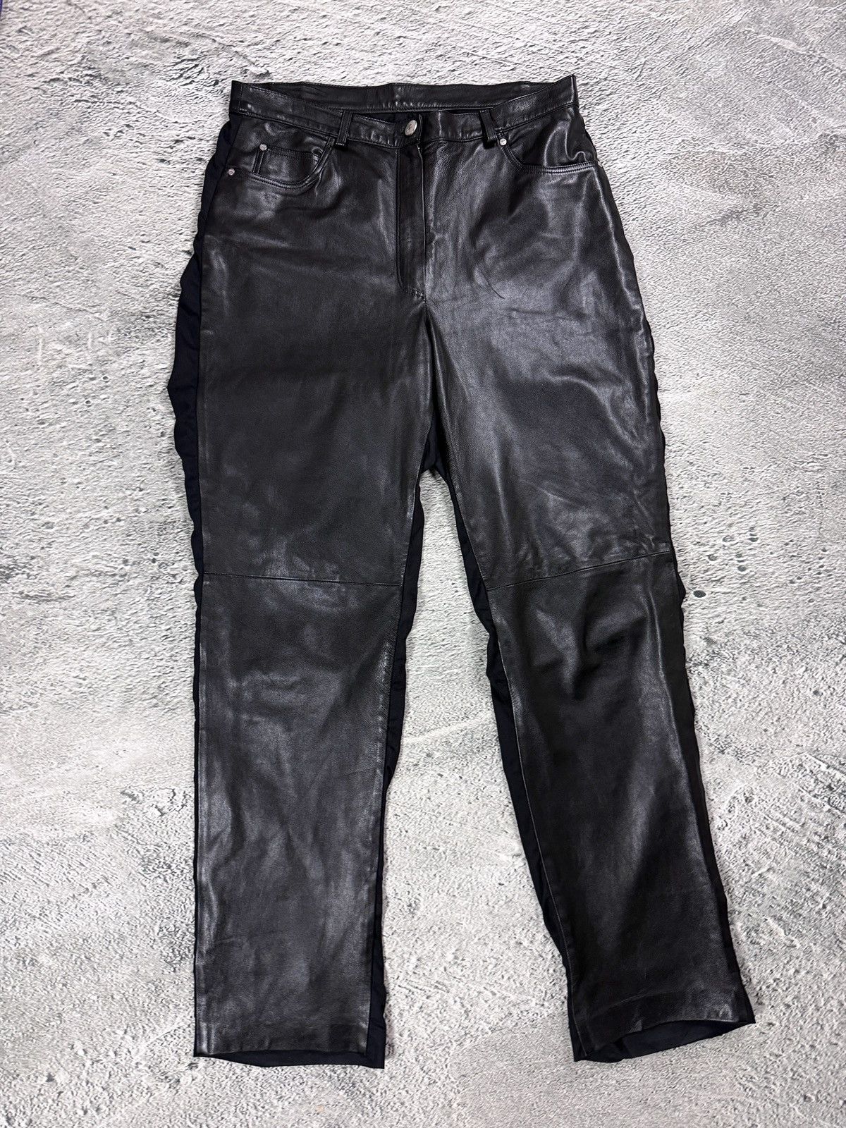 MCM MCM Black Leather Pants Vintage Size US 32 / EU 48 - 1 Thumbnail